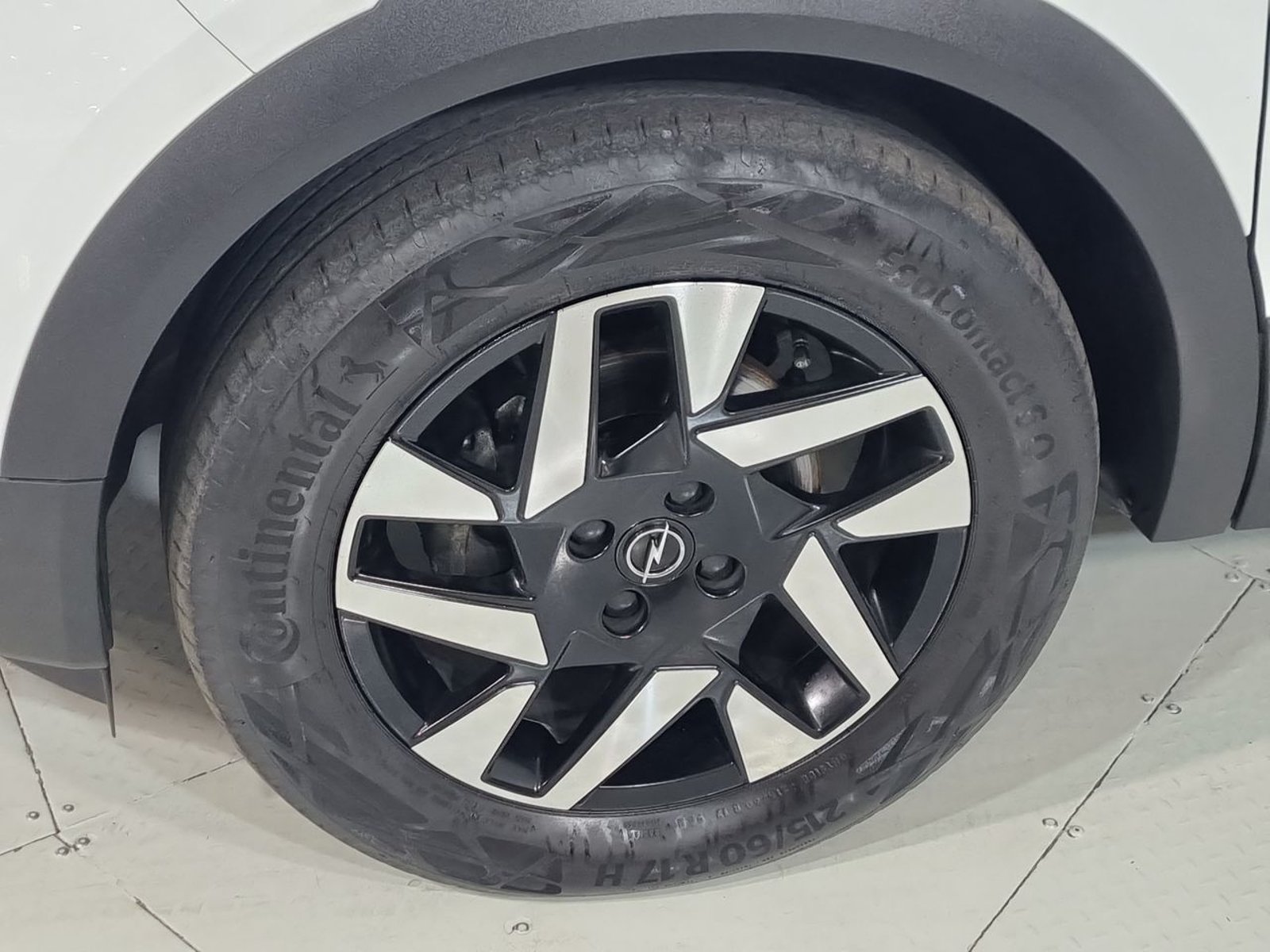 Opel MOKKA 1.2T AUT 2023 - Imagen 18 de 20