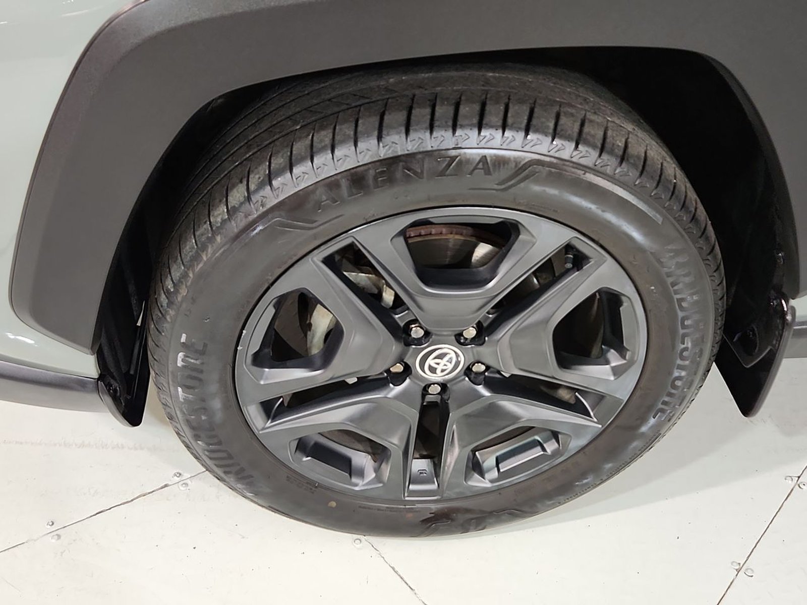 Toyota RAV4 4X4 OTTO 2.5 AT 2023 - Imagen 18 de 20
