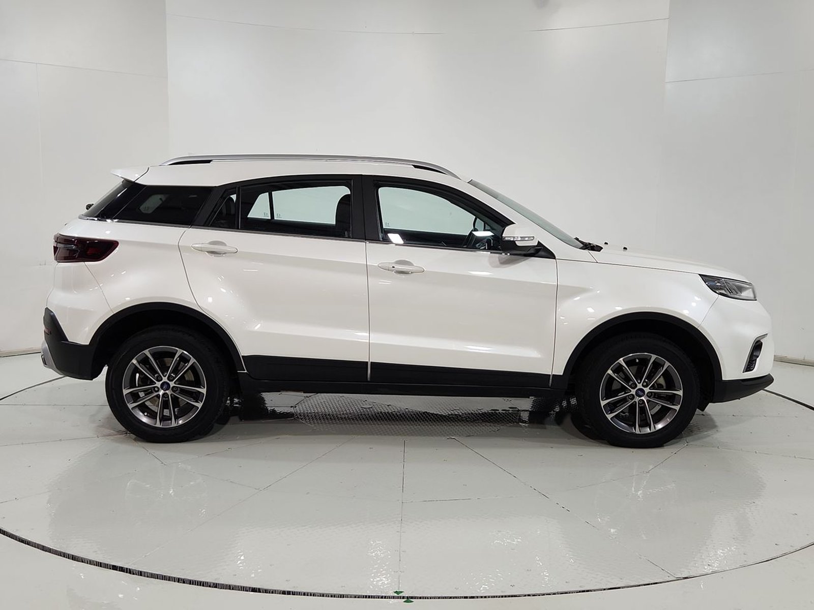 Ford TERRITORY 1.5 AUT 2023 - Imagen 13 de 20