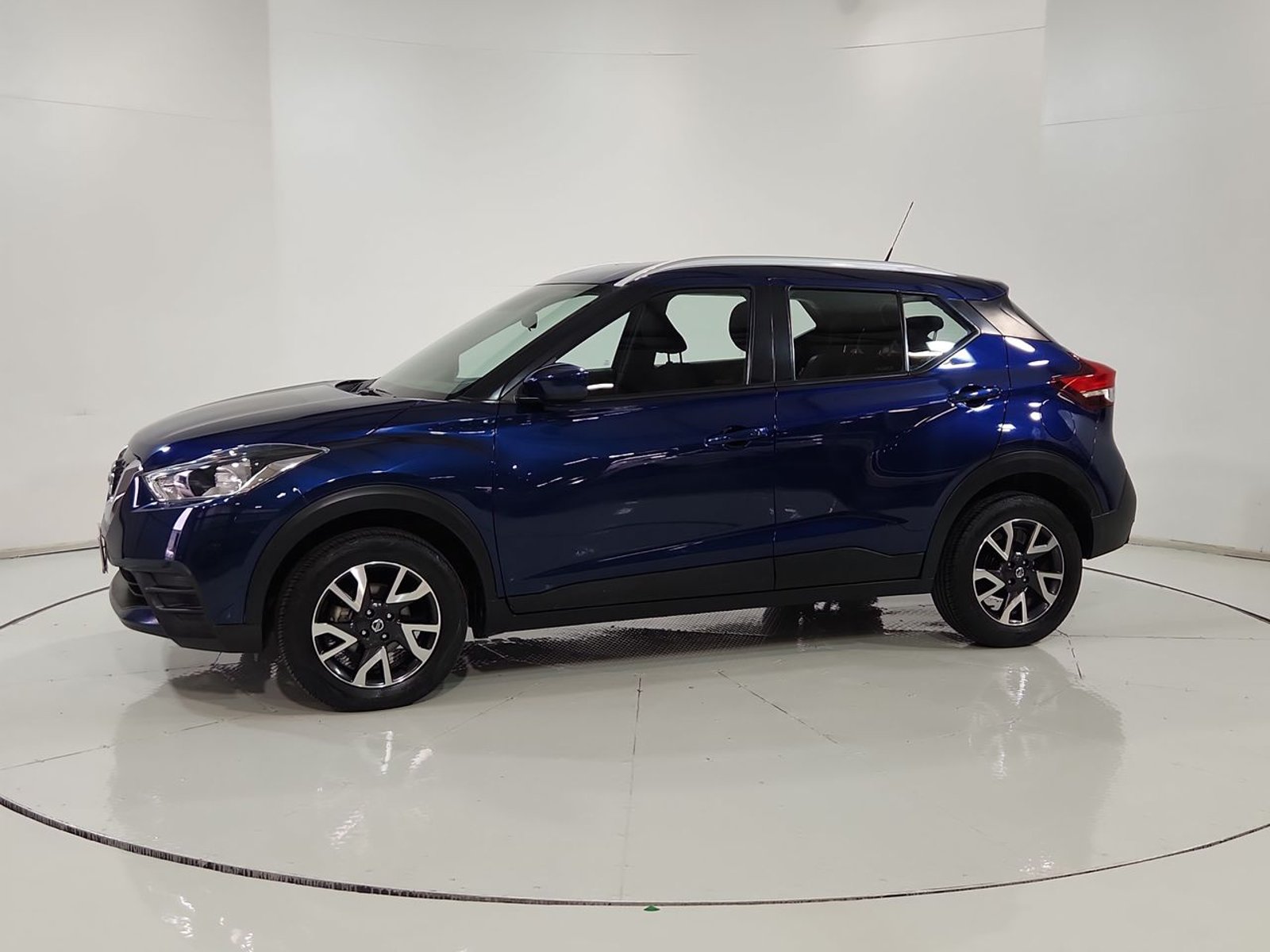 Nissan KICKS 1.6 2021 - Imagen 4 de 20