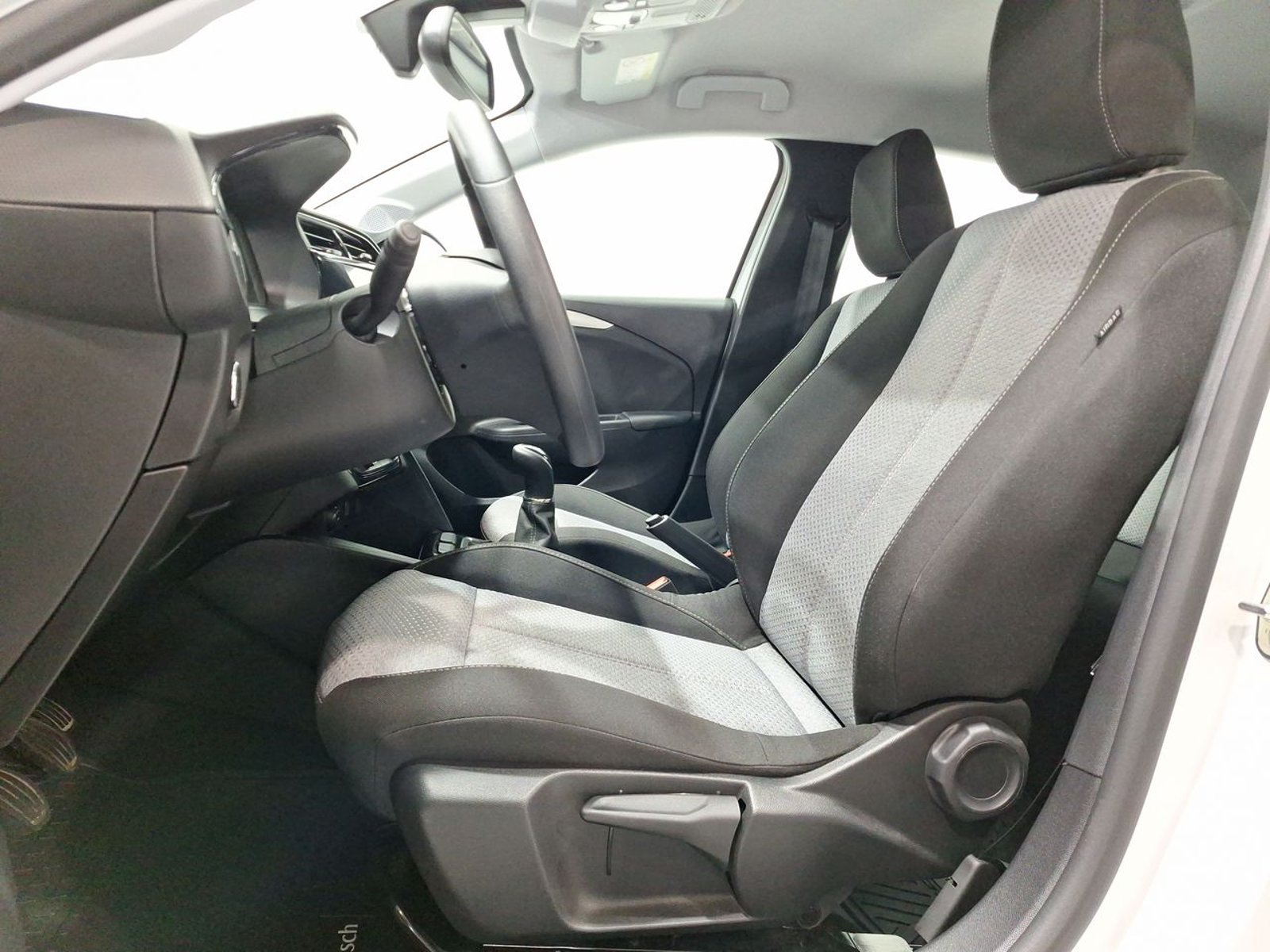 Opel CORSA 4X2 1.2 2025 - Imagen 18 de 20