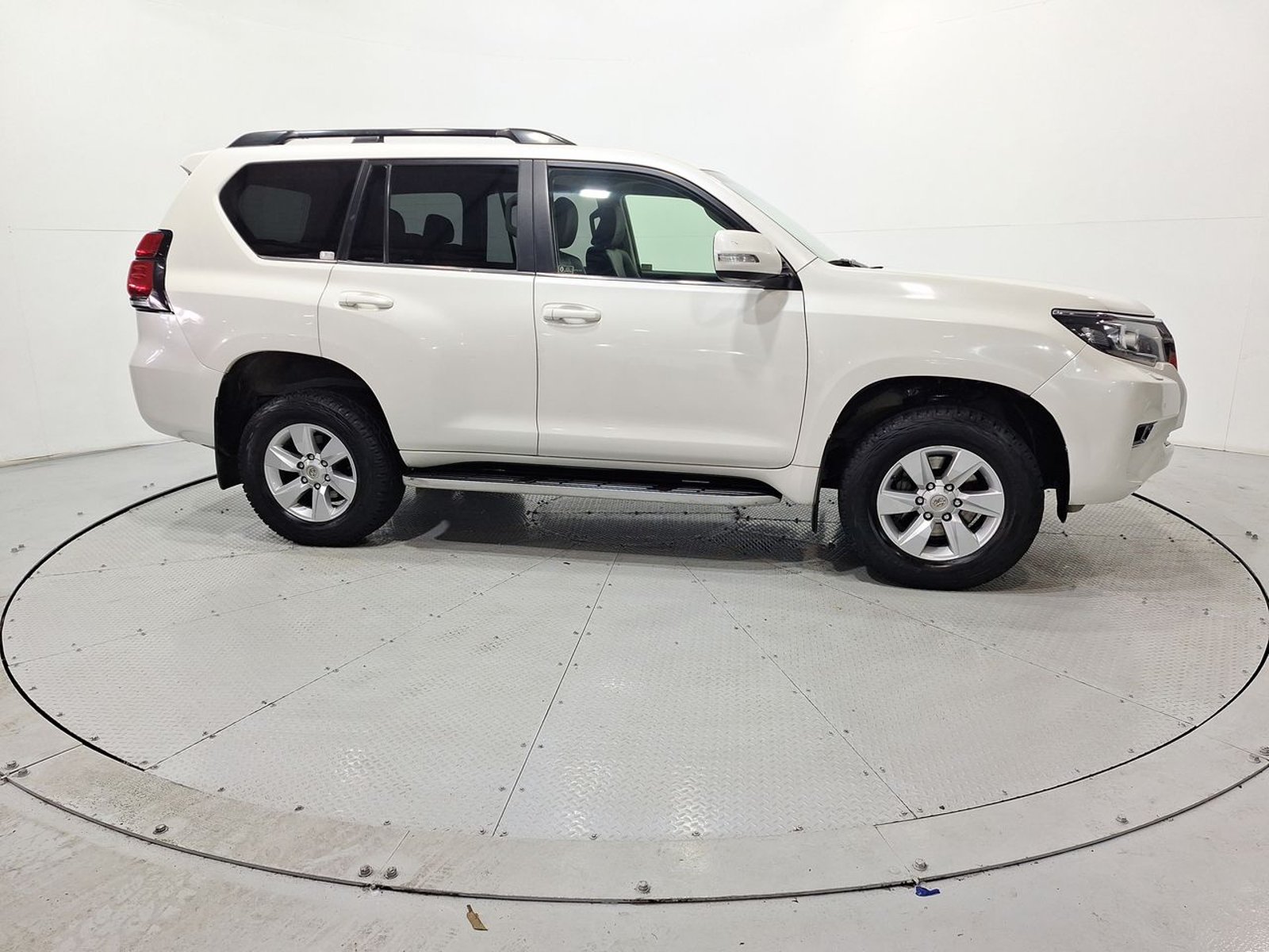 Toyota LAND CRUISER NEW LAND CRUISER PRADO 4.0 AUT 2018 - Imagen 10 de 20
