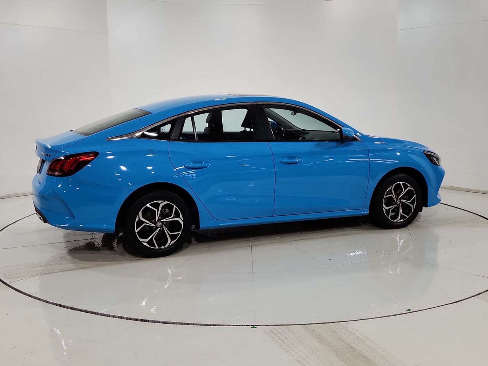 Mg GT CVT 1.5 AUT 2023 - Imagen 12 de 20