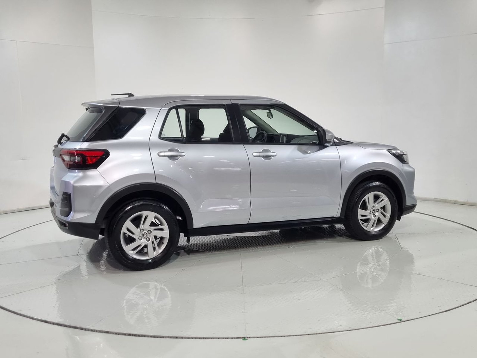Toyota RAIZE CVT 1.2 AUT 2023 - Imagen 12 de 20