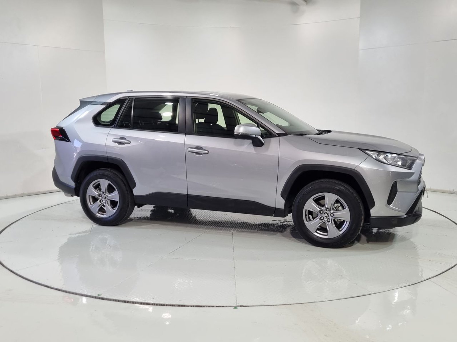 Toyota RAV4 4X2 2.0 AT 2026 - Imagen 14 de 20