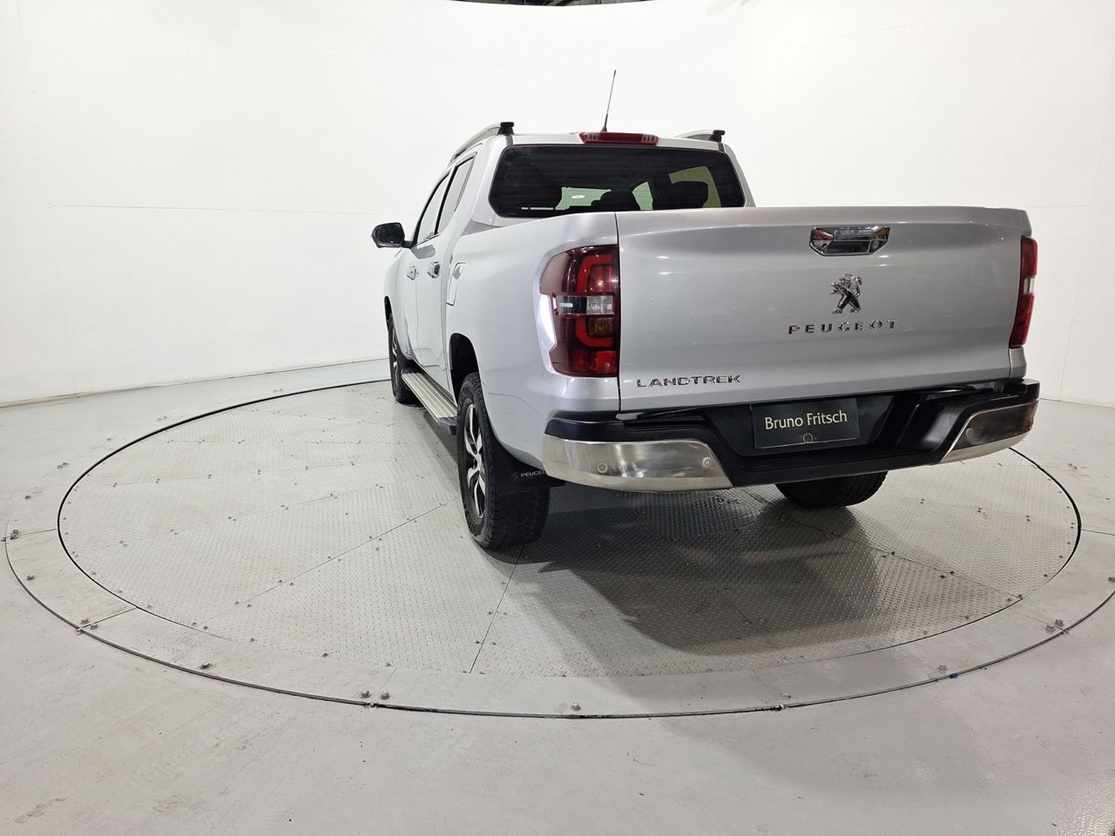 Peugeot LANDTREK BLUEHDI 4X4 2.2 AUT 2024 - Imagen 6 de 20