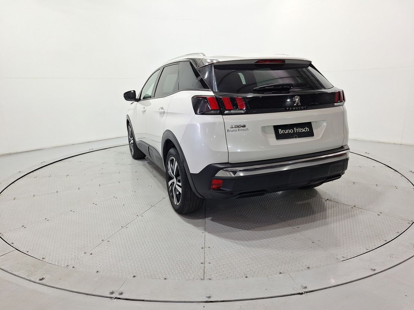 Peugeot 3008 ACTIVE 1.6 AT 2019 - Imagen 6 de 20