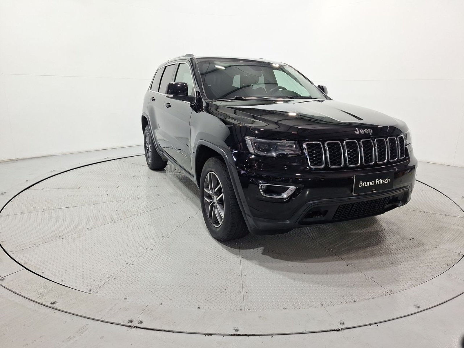 Jeep GRAND CHEROKEE LAREDO 4X4 3.6 AUT 2019 - Imagen 12 de 20