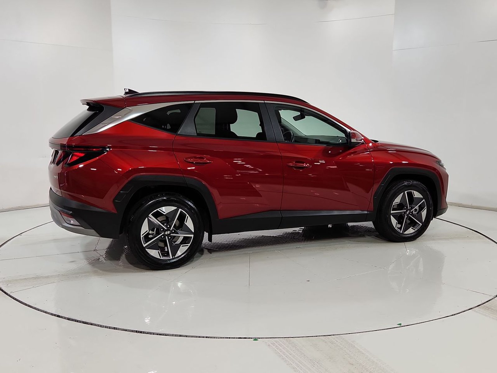 Hyundai TUCSON NX4 GDI 4X2 1.6 AUT 2025 - Imagen 12 de 20