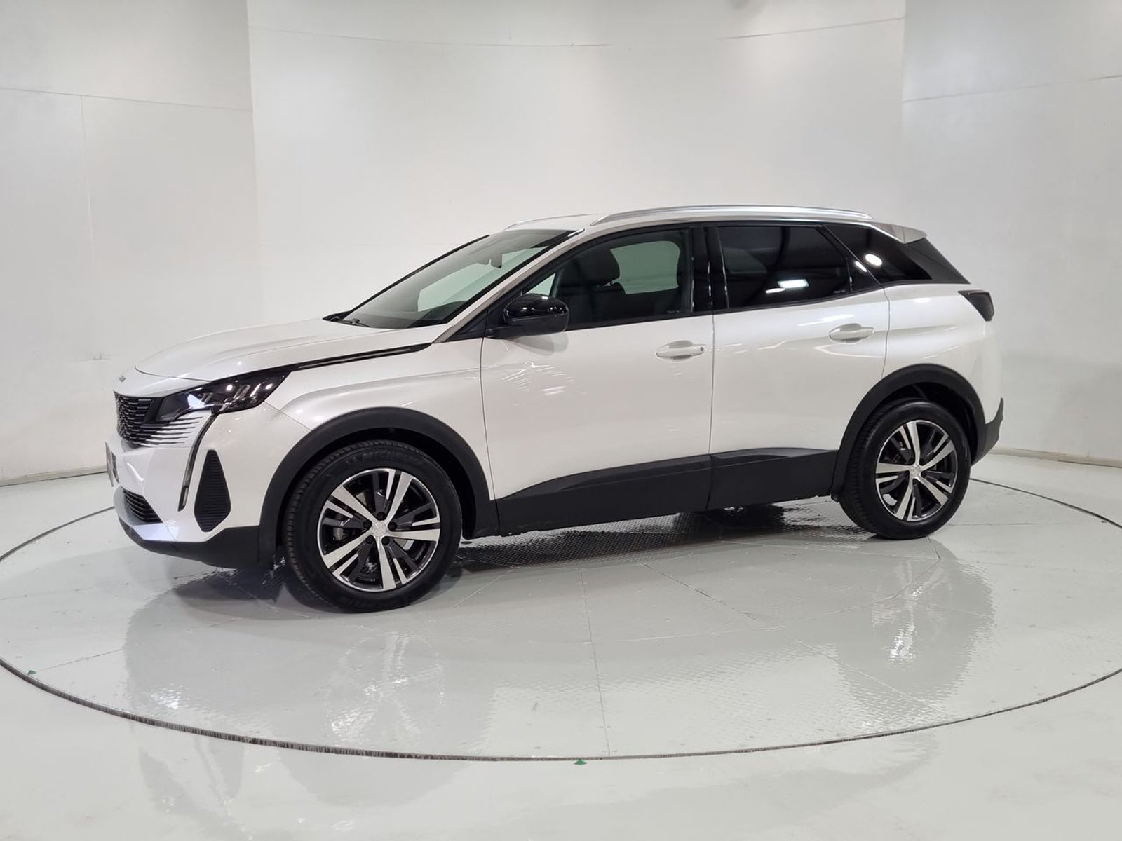 Peugeot 3008 PURETECH 1.2L 2024 - Imagen 4 de 20