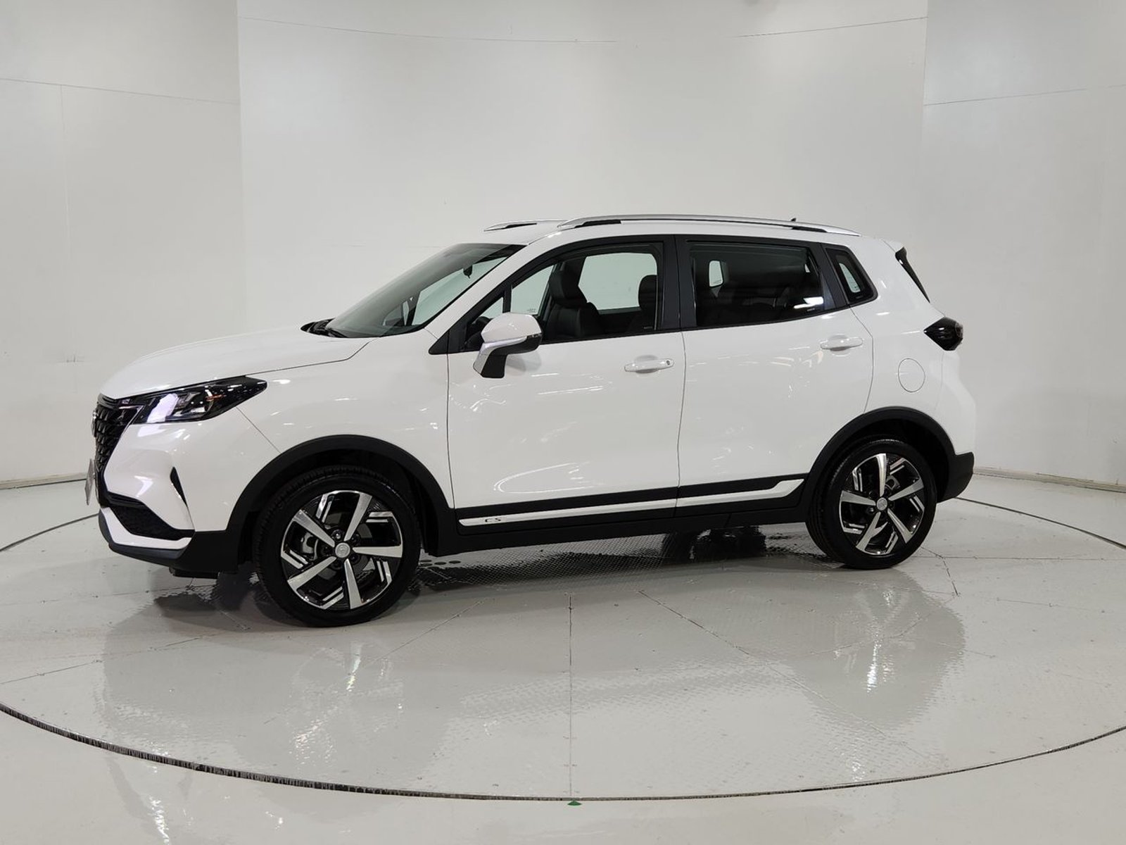 Changan CS15 NEW CS15 1.5 MT 2026 - Imagen 4 de 20