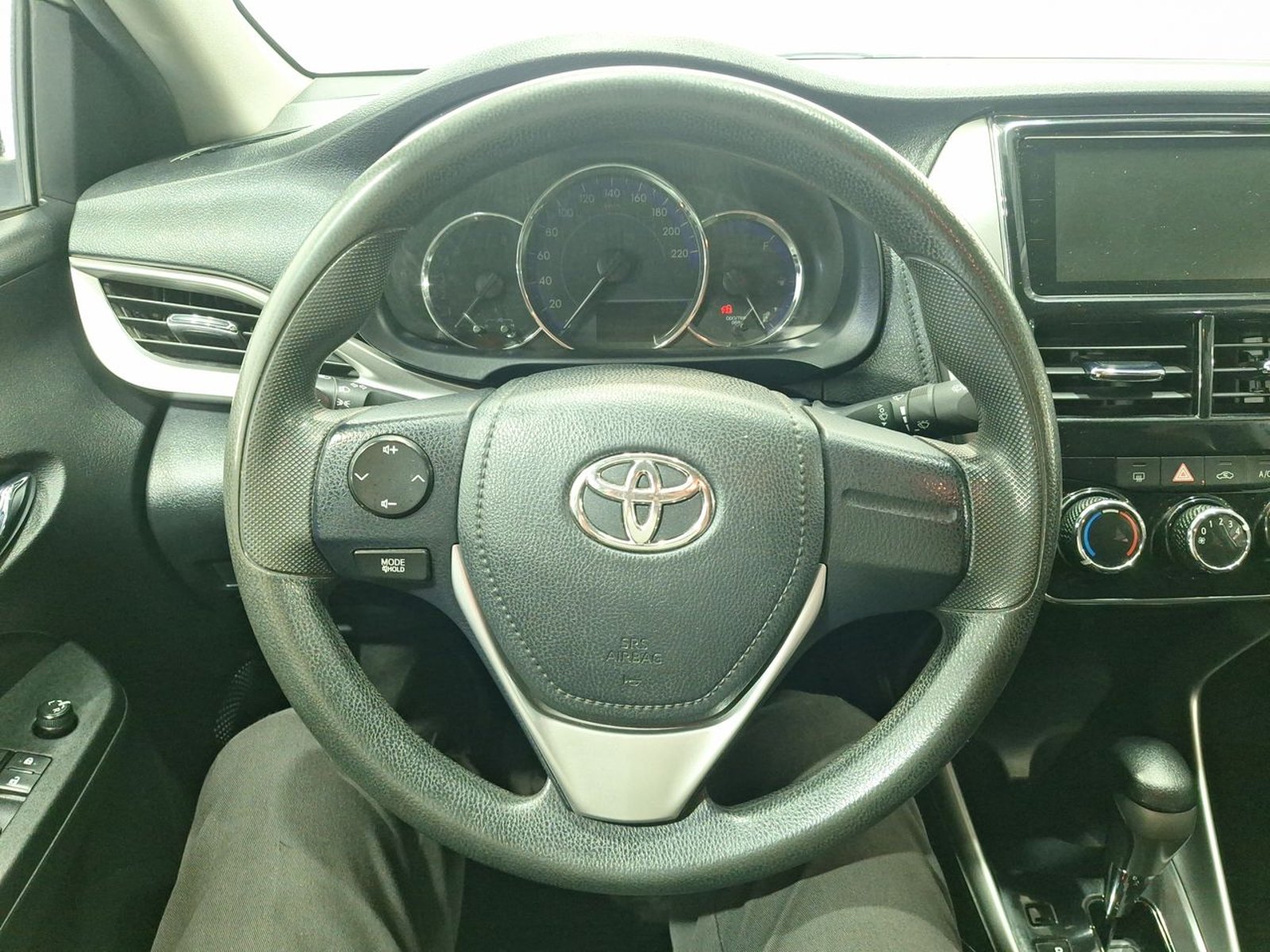 Toyota YARIS GLI 1.5 AUT 2020 - Imagen 19 de 20