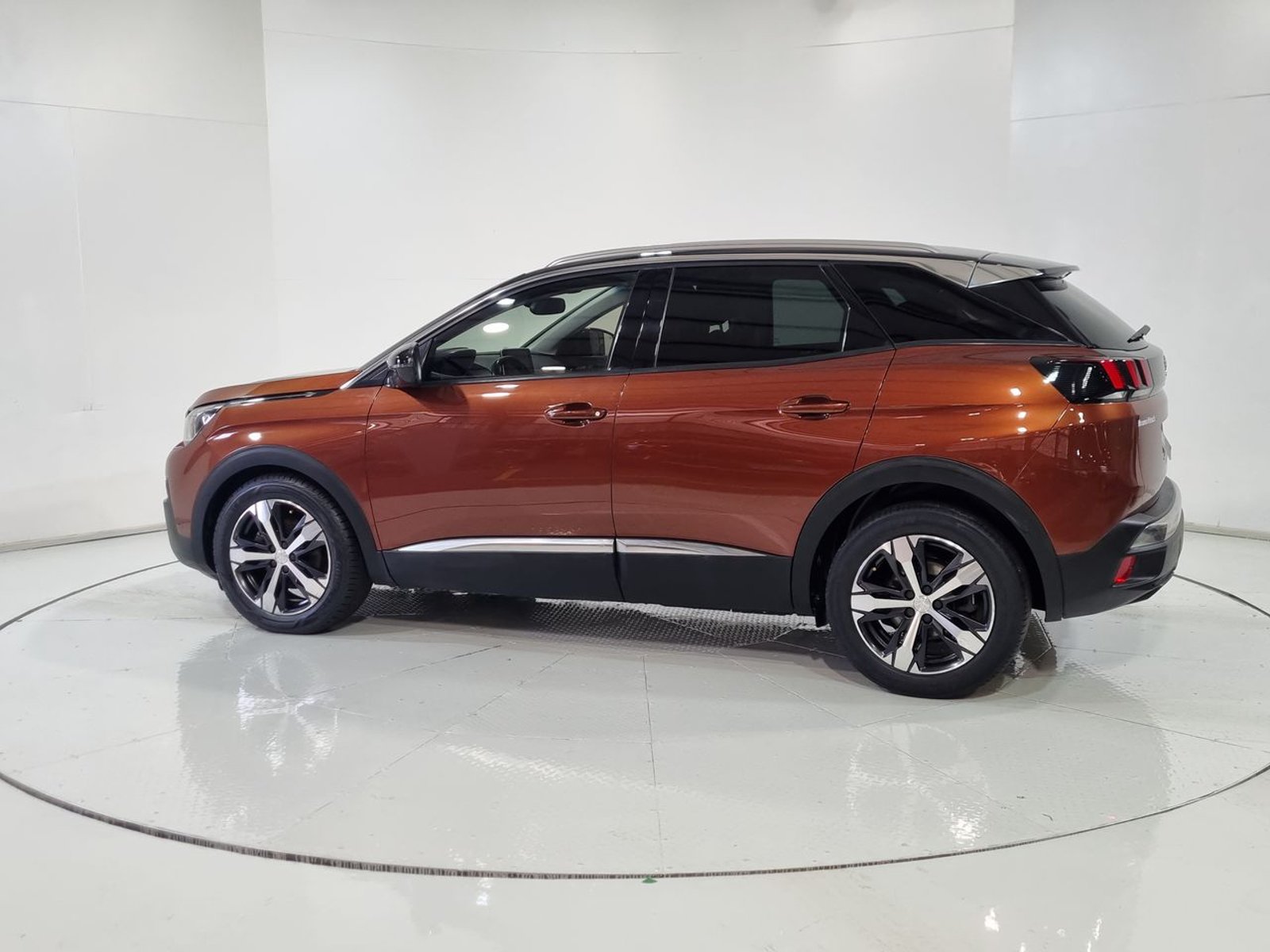 Peugeot 3008 ALLURE 1.6 AT 2017 - Imagen 6 de 20
