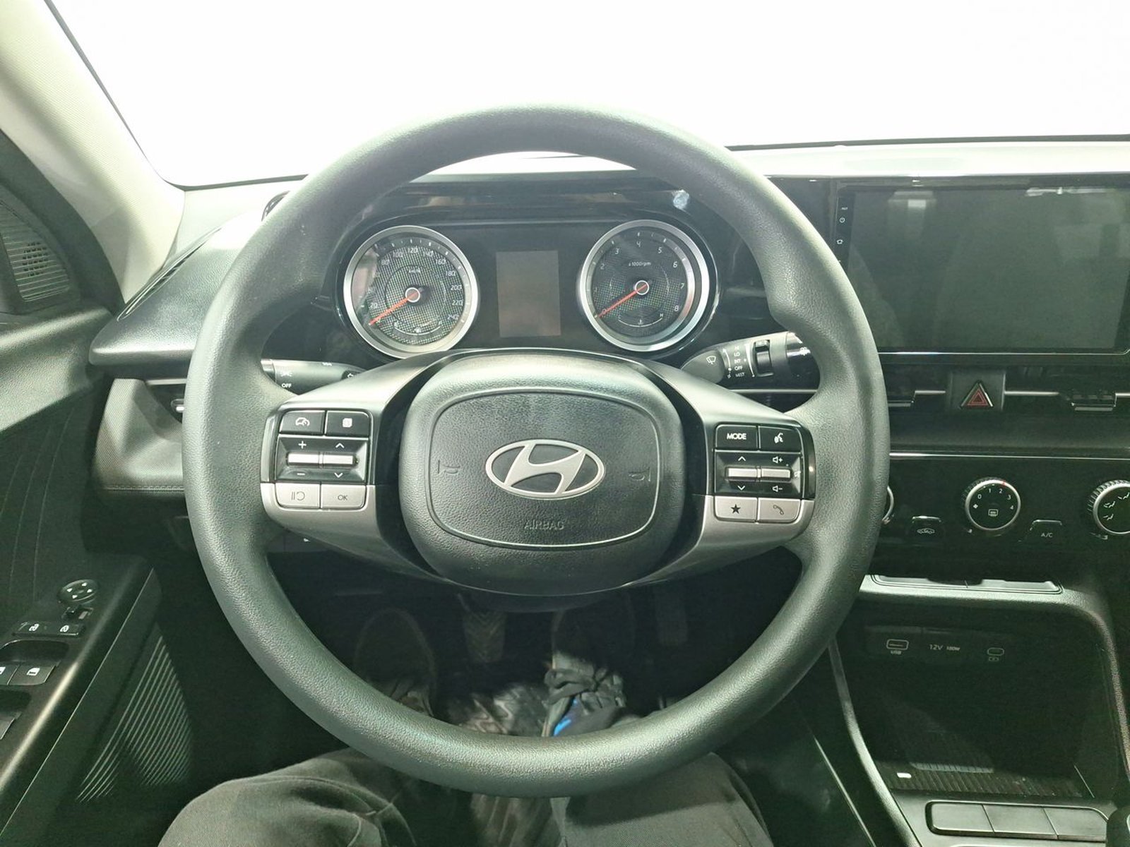 Hyundai ACCENT BN7I MPI 1.5 2025 - Imagen 19 de 20