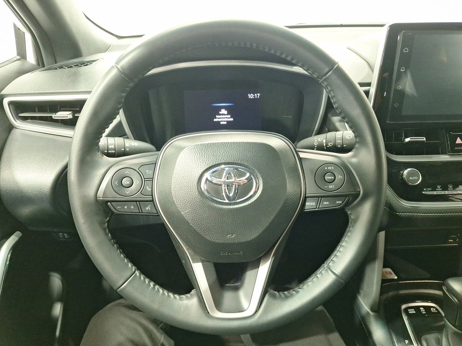 Toyota COROLLA CROSS  HEV 1.8 2025 - Imagen 19 de 20