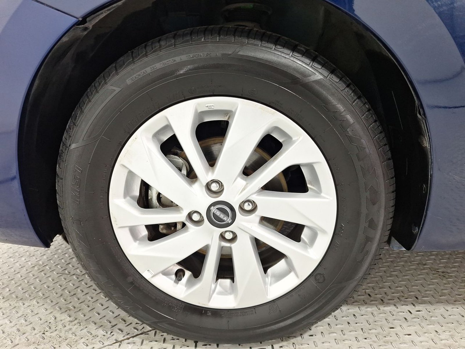 Nissan VERSA MT 4X2 1.6 2024 - Imagen 14 de 20