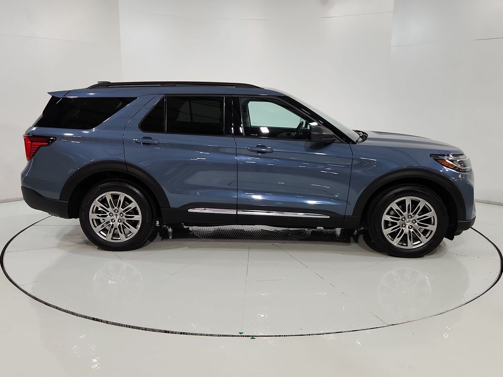 Ford EXPLORER ACTIVE 4X4 2.3 AUT 2025 - Imagen 13 de 20