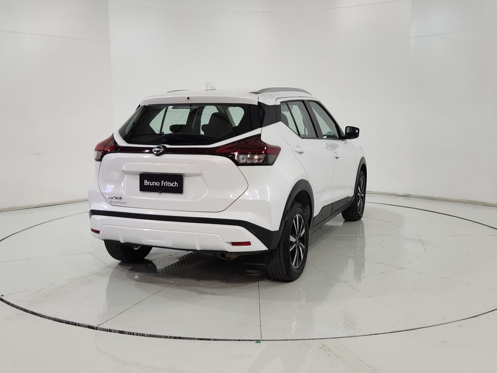 Nissan KICKS MT 1.6 2023 - Imagen 10 de 20