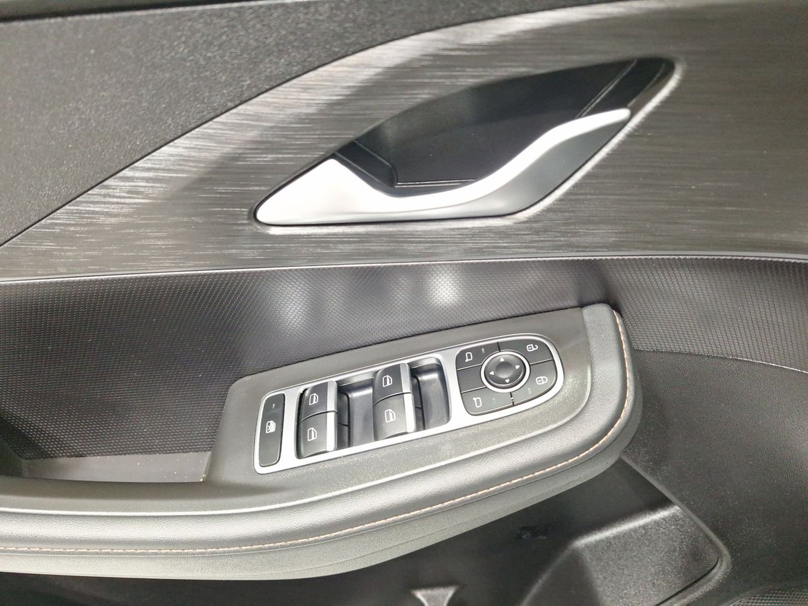 Omoda C5 4X2 1.5 AUT 2025 - Imagen 16 de 20