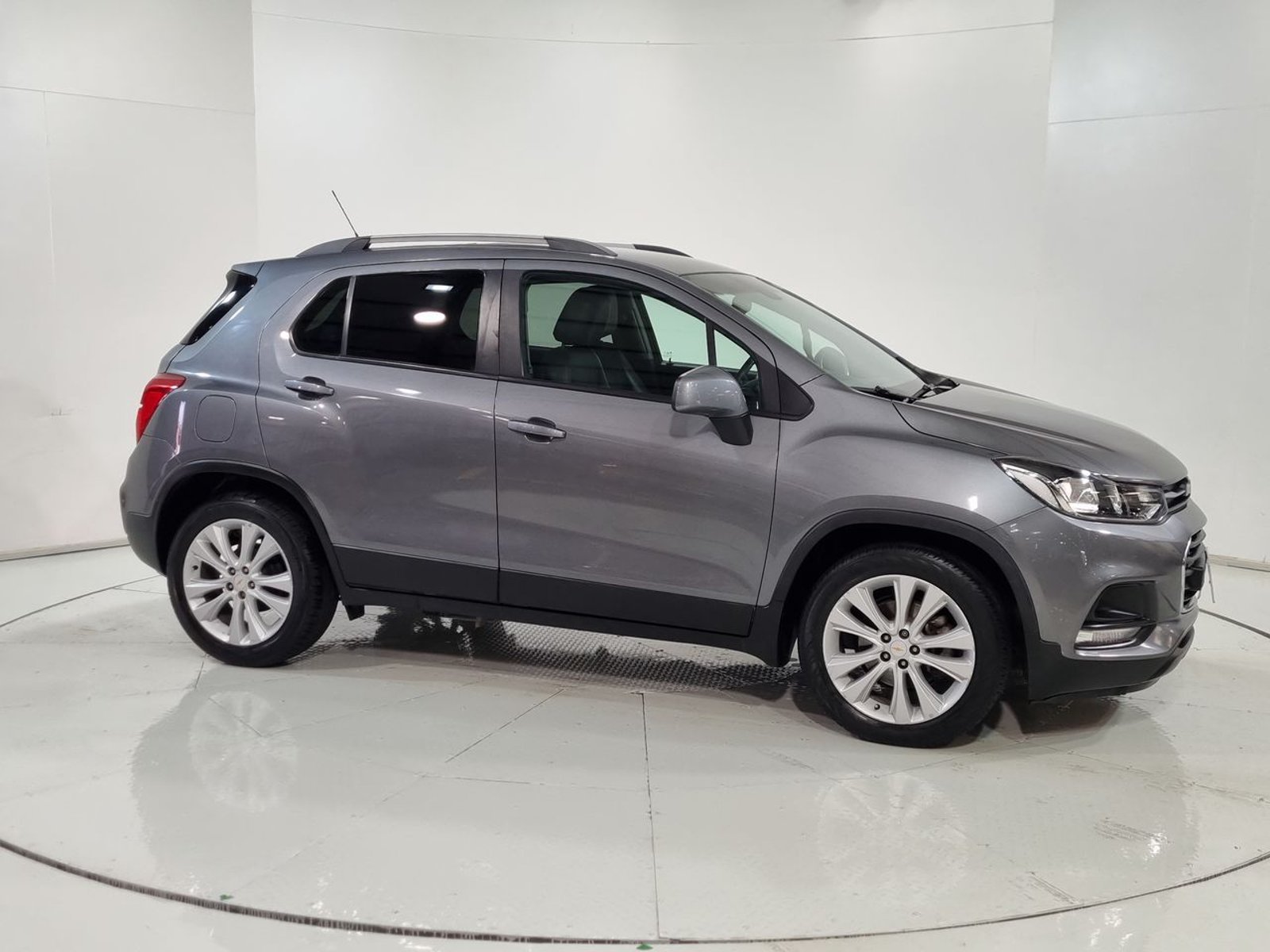 Chevrolet TRACKER II FWD 1,8 2020 - Imagen 14 de 20