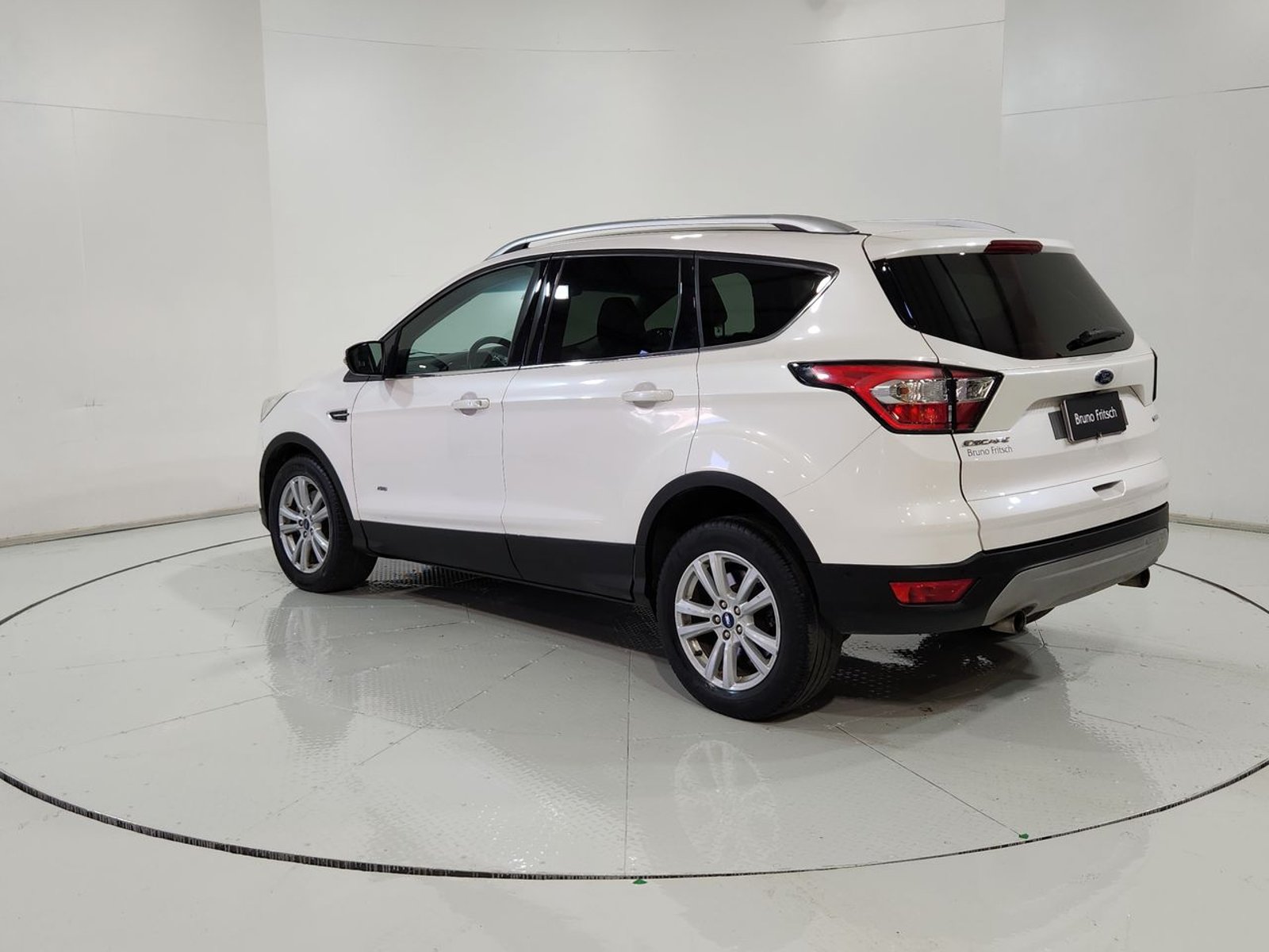 Ford ESCAPE 4X4 2.0 AUT 2018 - Imagen 7 de 20