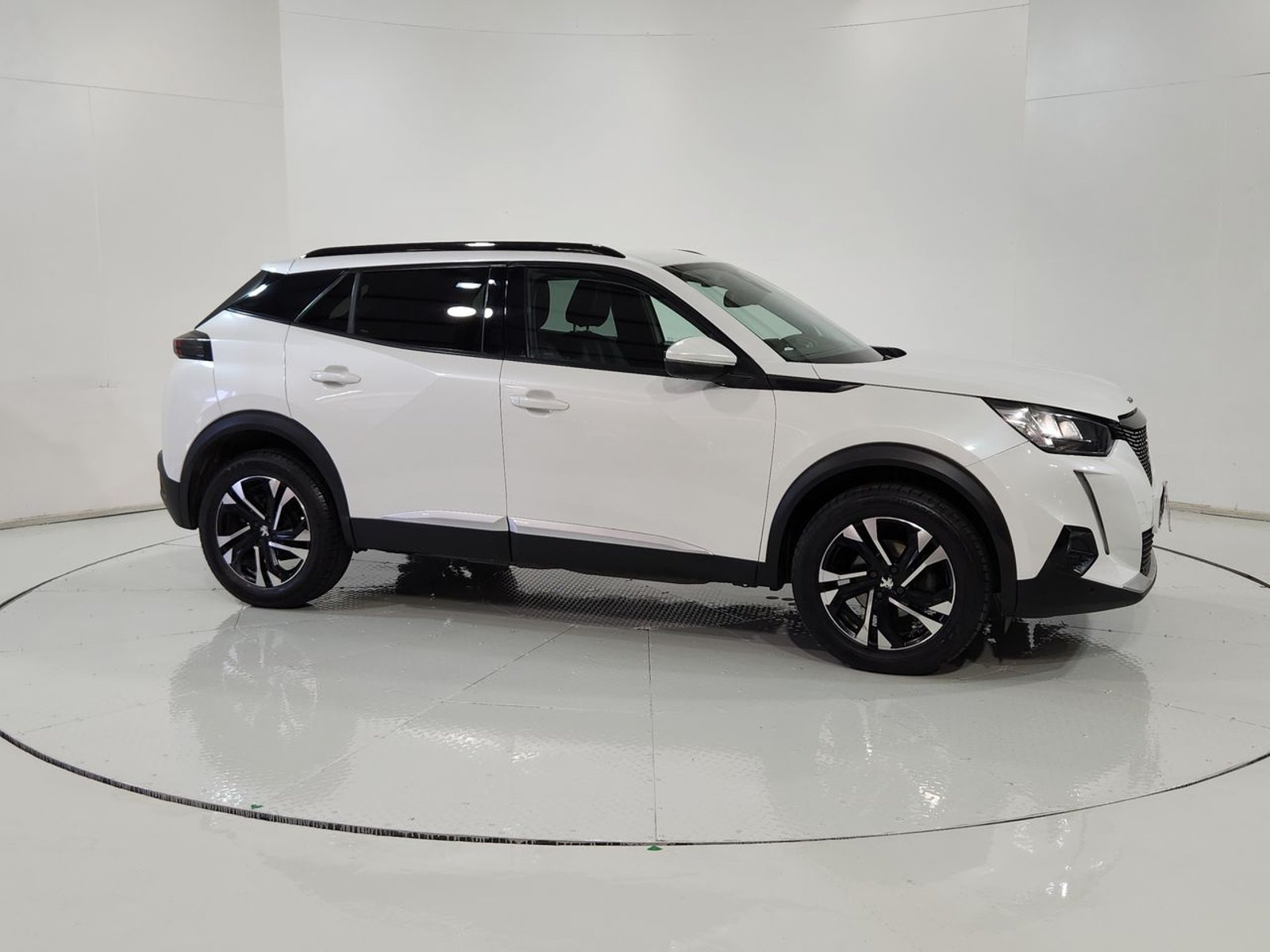 Peugeot 2008 ALLURE 1.2 2021 - Imagen 14 de 20