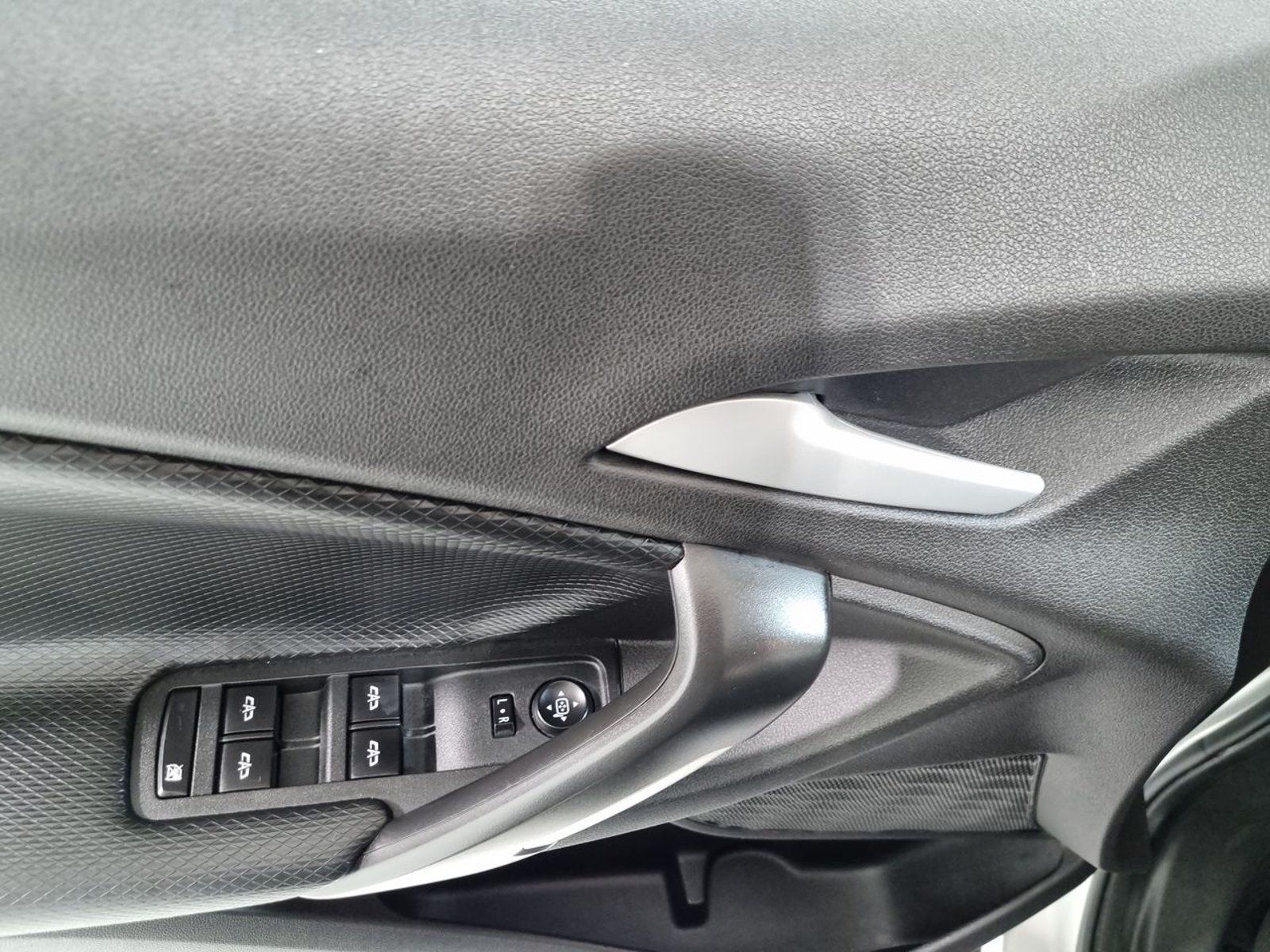 Chevrolet TRACKER 1.2T 2021 - Imagen 20 de 20