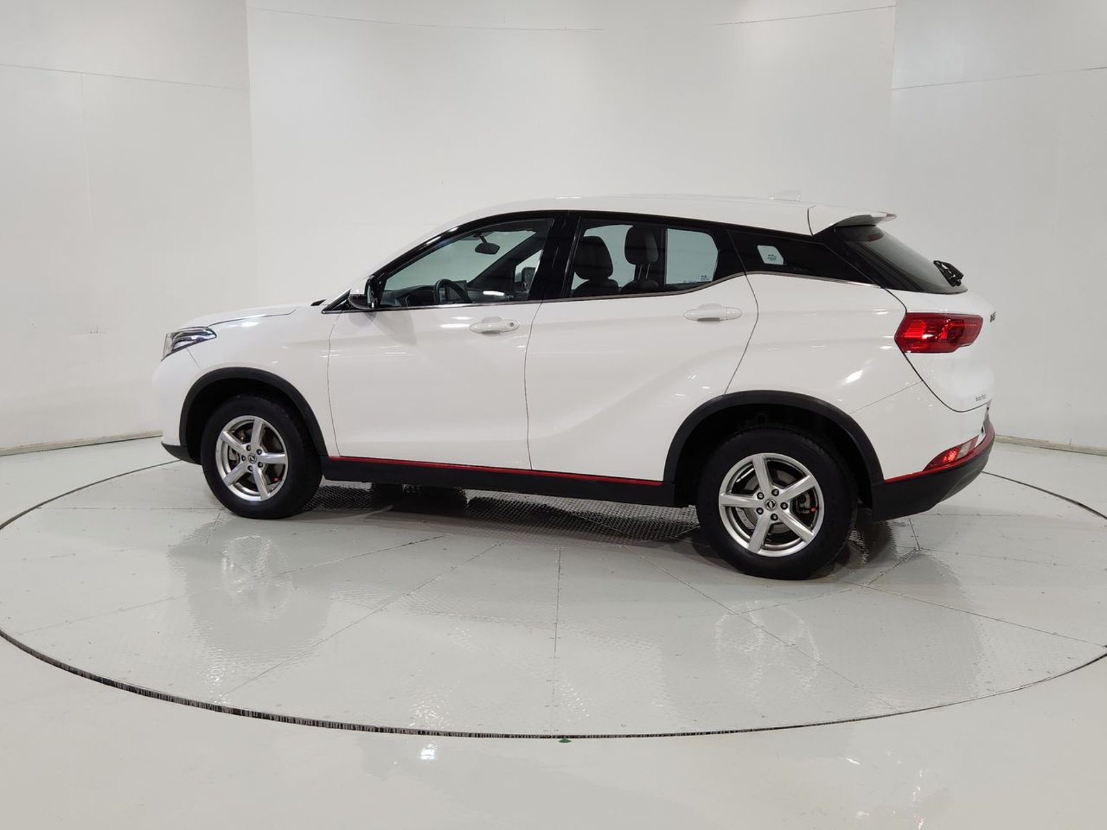 Dfsk 500 SUV 500 1.5 2022 - Imagen 6 de 20