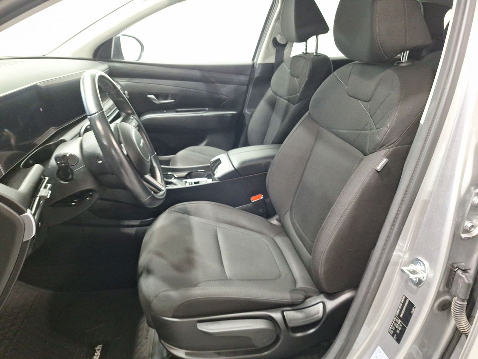 Hyundai TUCSON NX4 2.0 AUT 2025 - Imagen 18 de 20