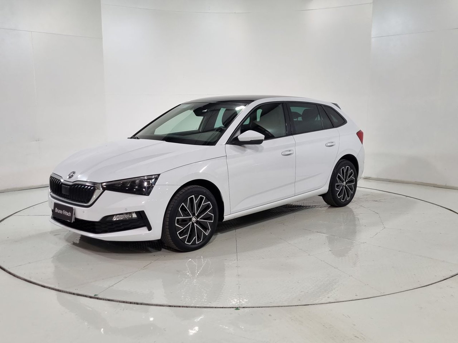 Skoda SCALA TSI HB 1.5 AUT 2023 - Imagen 3 de 20
