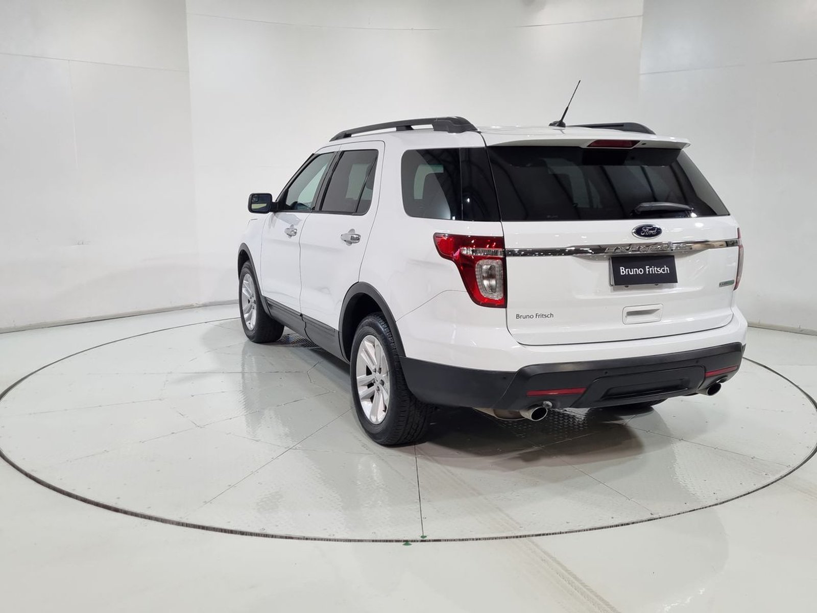 Ford EXPLORER 2.0 AUT 2014 - Imagen 8 de 20