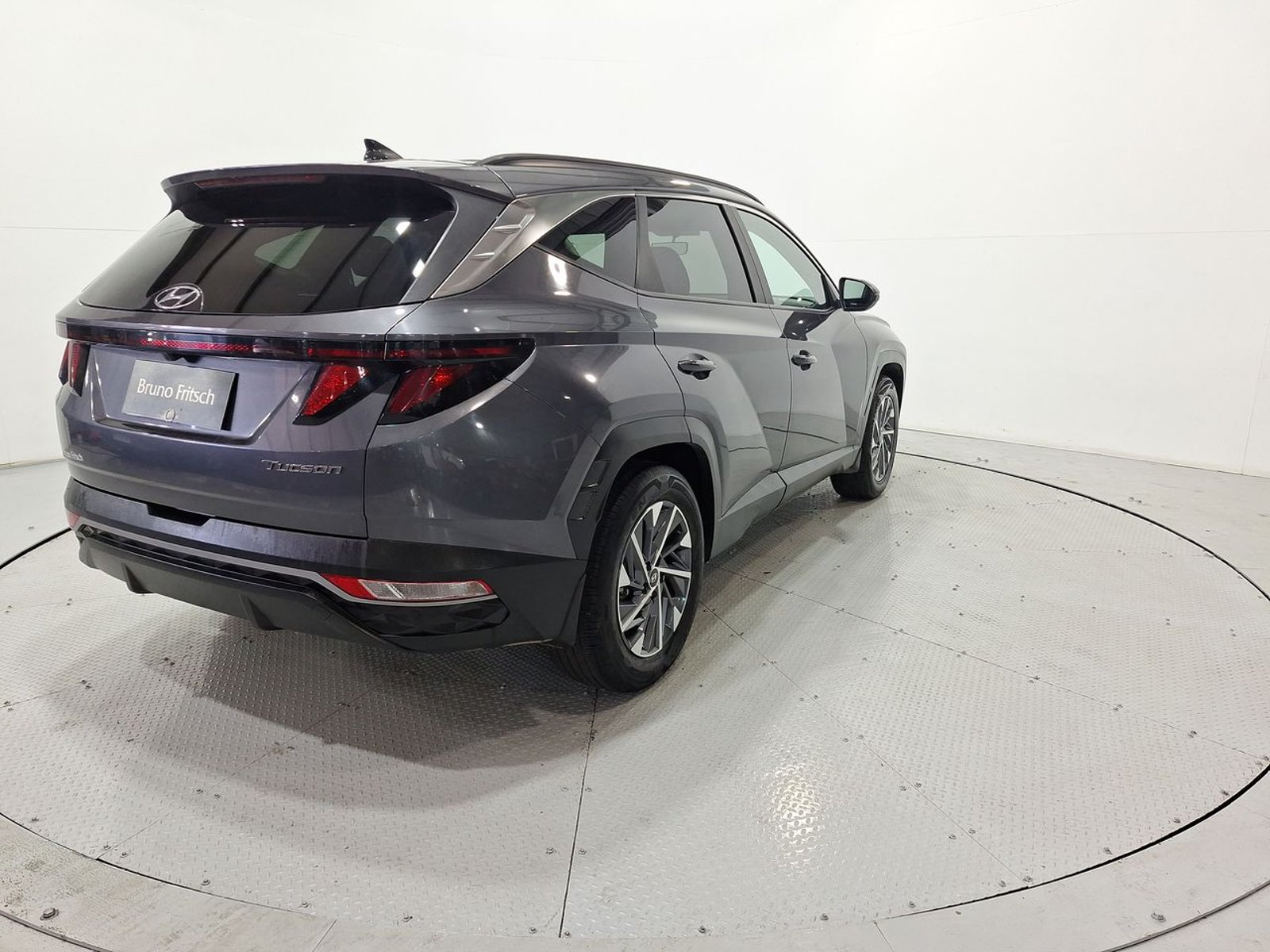 Hyundai TUCSON NX4 MPI 2.0 2024 - Imagen 8 de 20