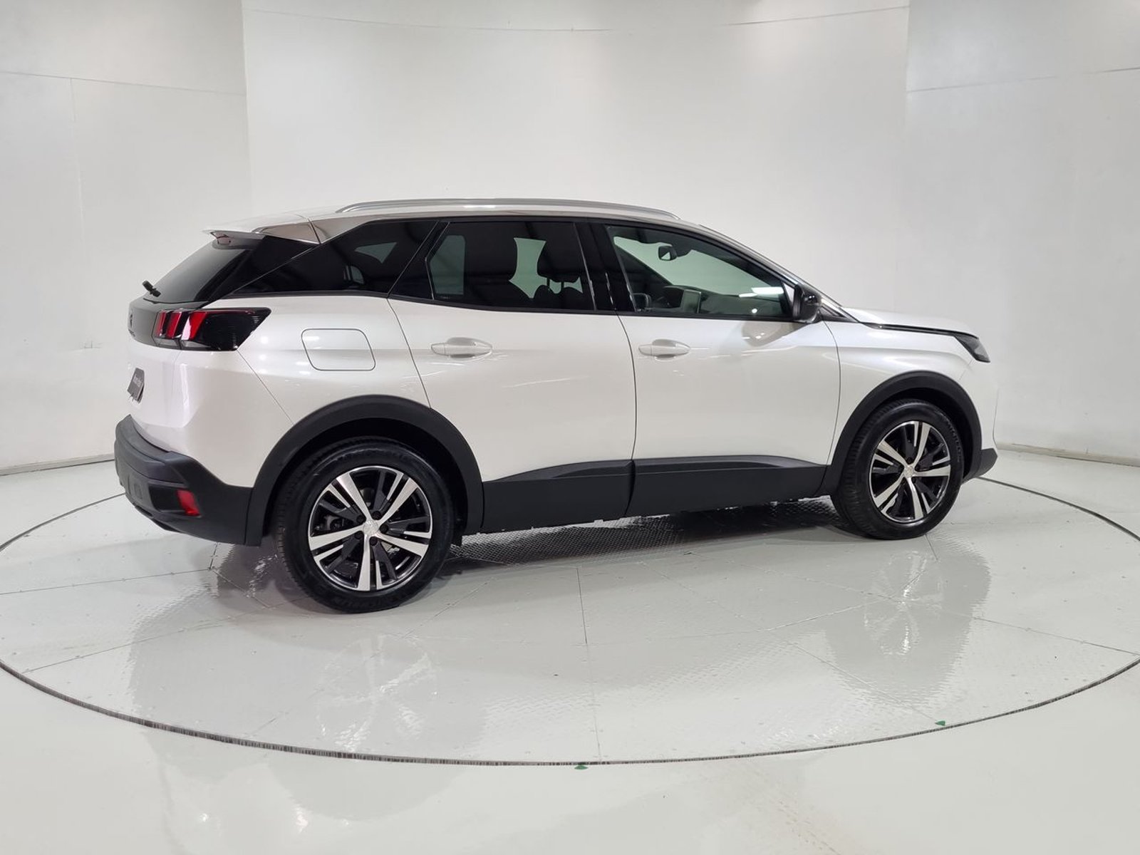 Peugeot 3008 PURETECH 1.2L 2024 - Imagen 12 de 20