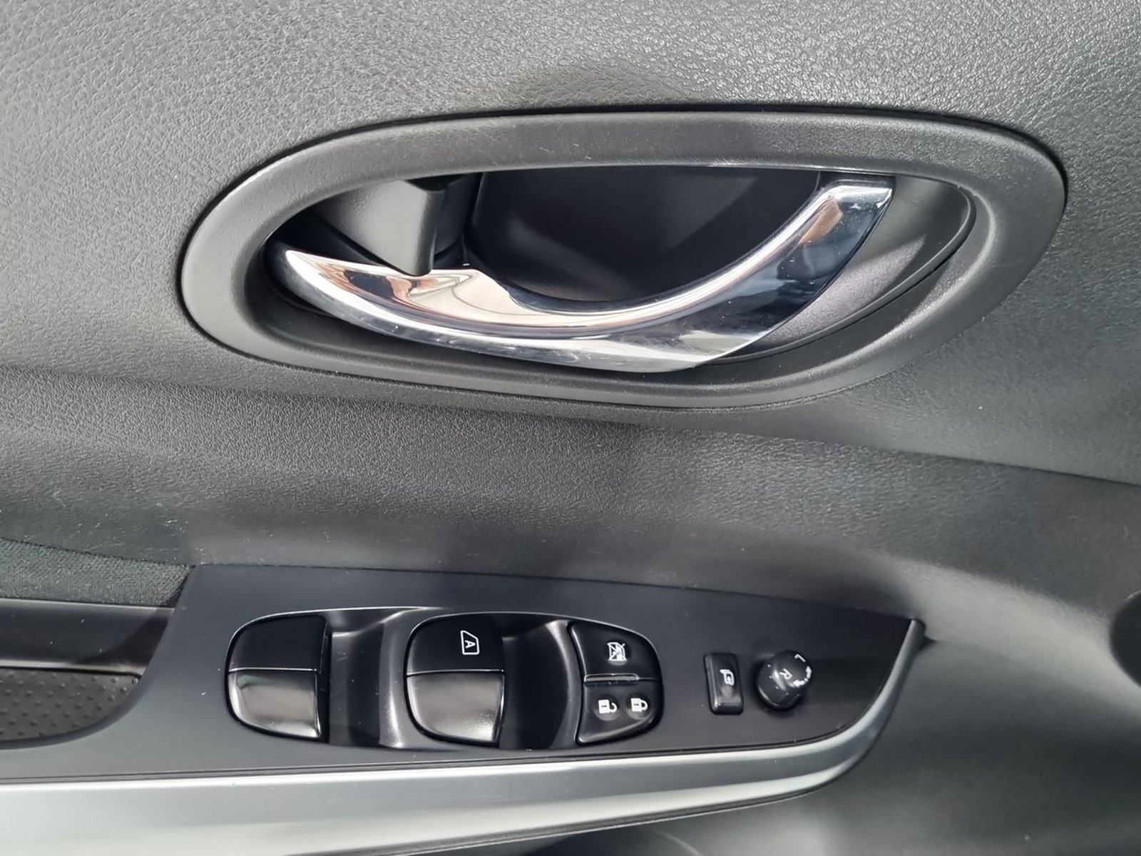 Nissan NAVARA 4X2 2.3 2023 - Imagen 20 de 20