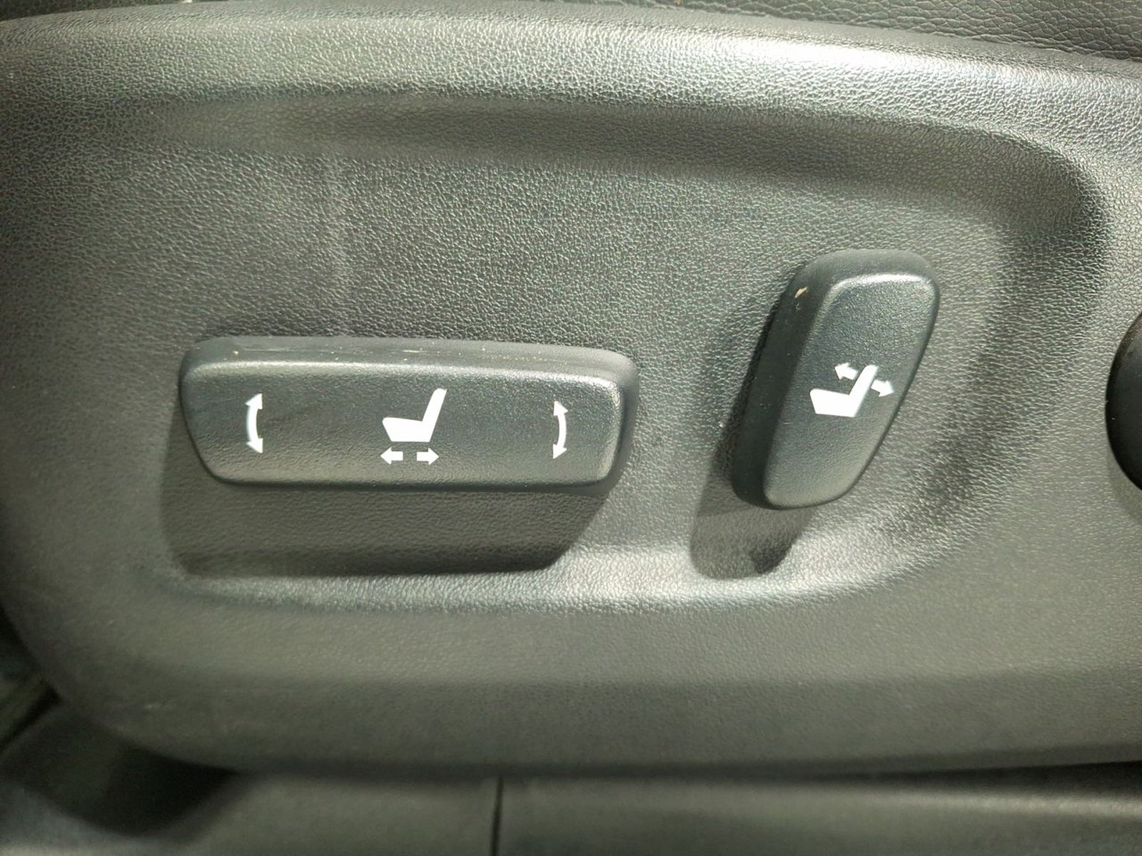 Toyota LAND CRUISER NEW LAND CRUISER PRADO LTD 4.0 AUT 2019 - Imagen 17 de 20