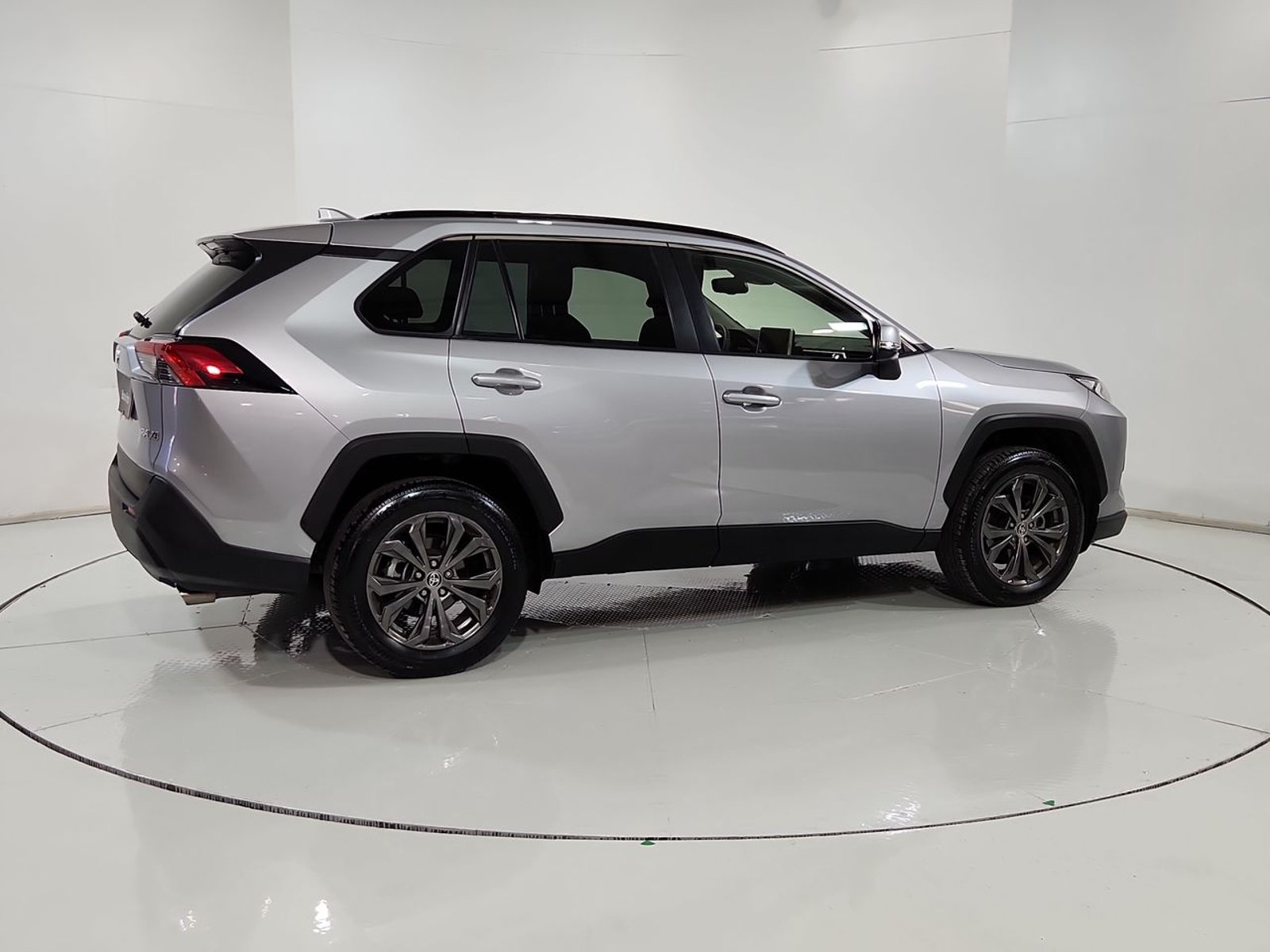 Toyota RAV4 4X2 2.0 AUT 2024 - Imagen 12 de 20