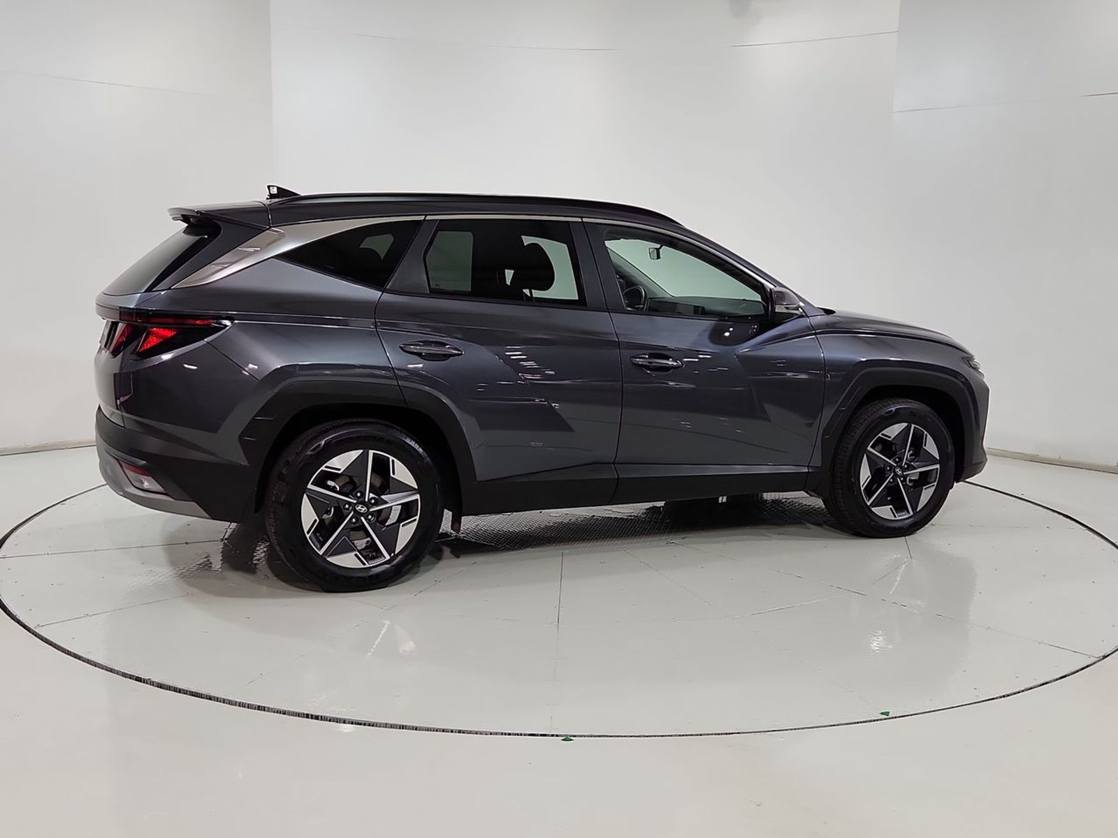 Hyundai TUCSON NX4 2.0 AUT 2025 - Imagen 12 de 20