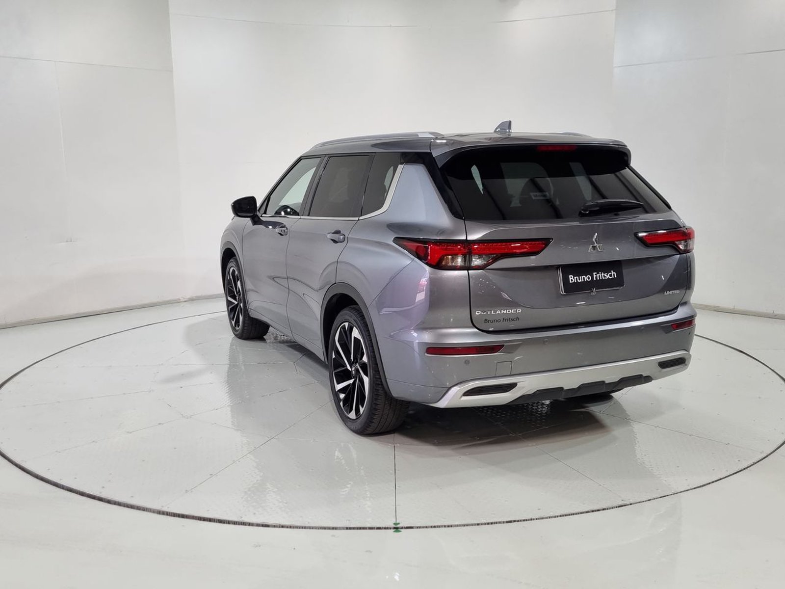Mitsubishi OUTLANDER GLS LTD 4X4 2.5 AUT 2024 - Imagen 8 de 20