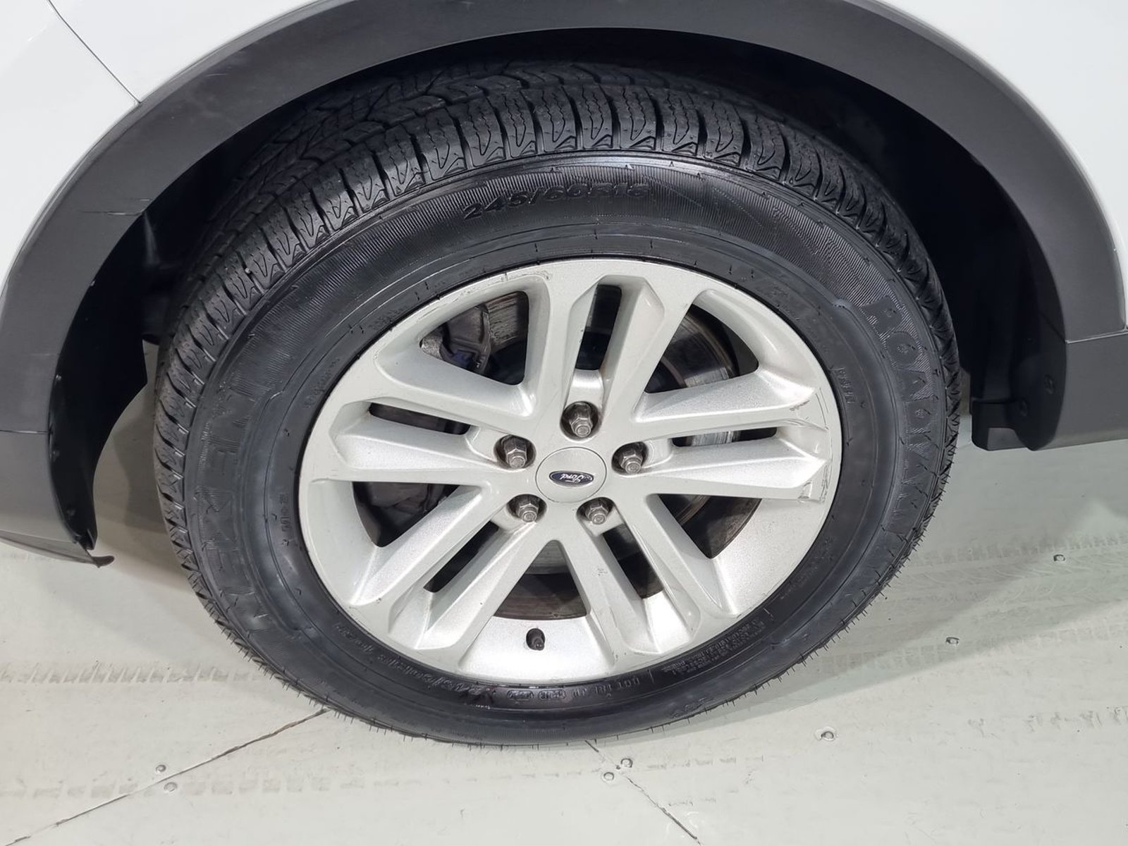 Ford EXPLORER 2.0 AUT 2014 - Imagen 18 de 20