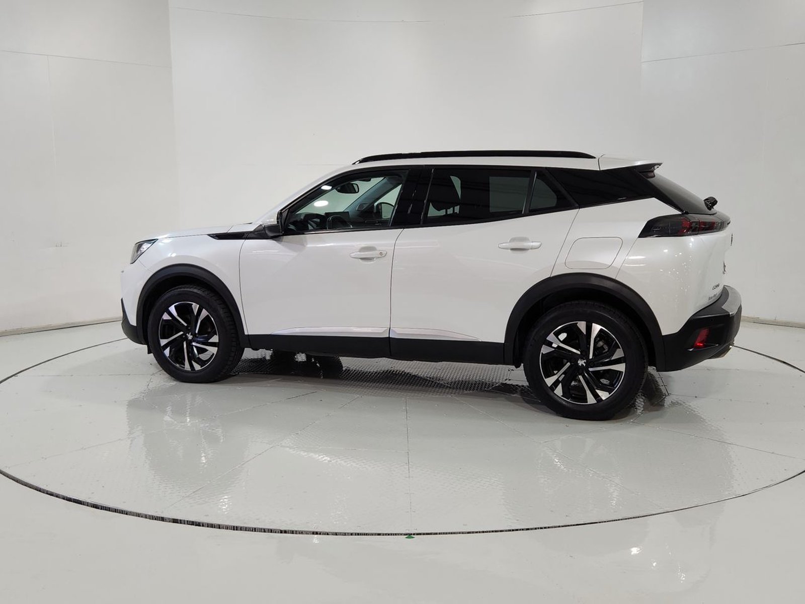Peugeot 2008 ALLURE 1.2 2021 - Imagen 6 de 20