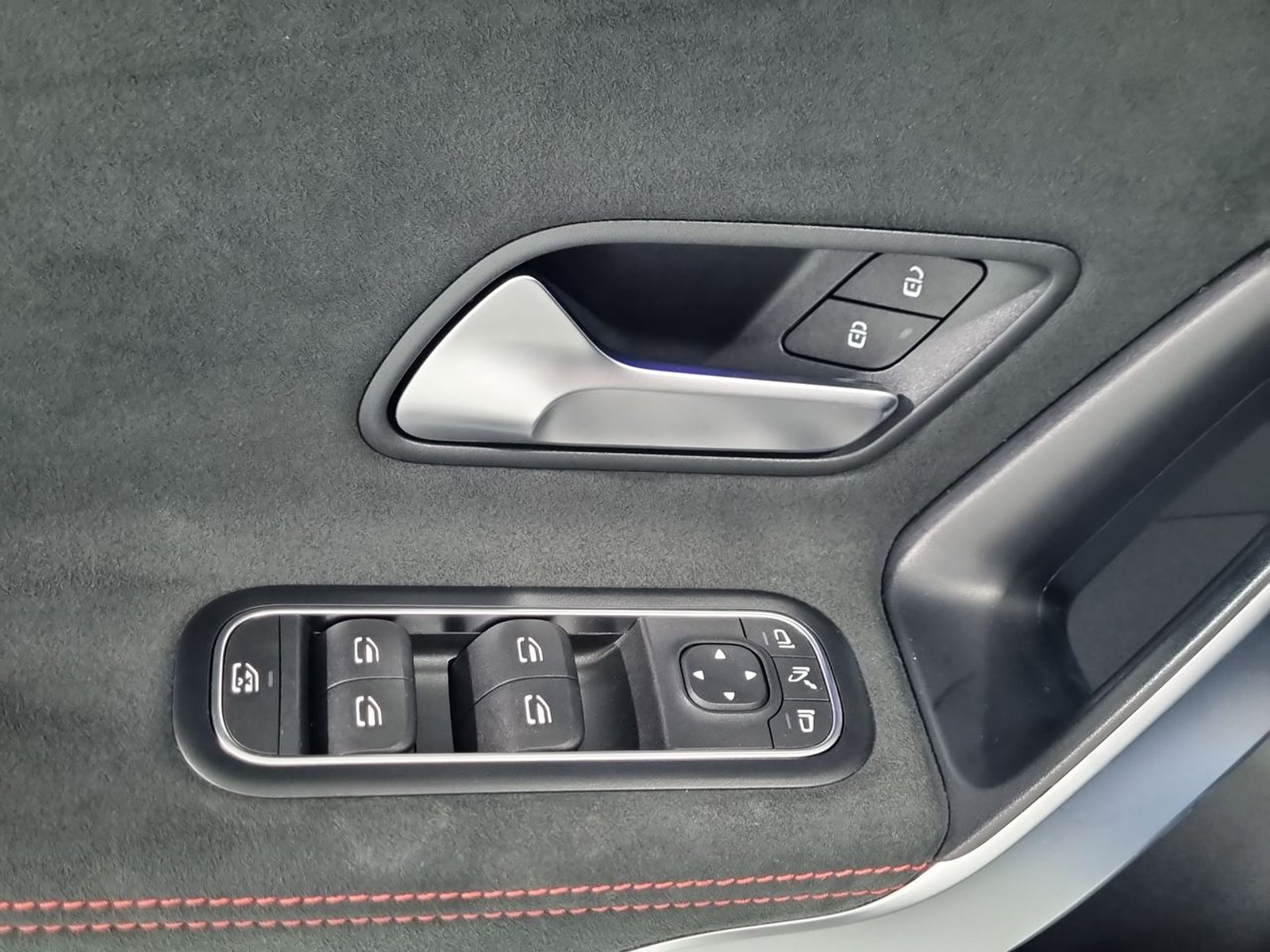 Mercedes benz A250 A 250 2.0 2023 - Imagen 20 de 20