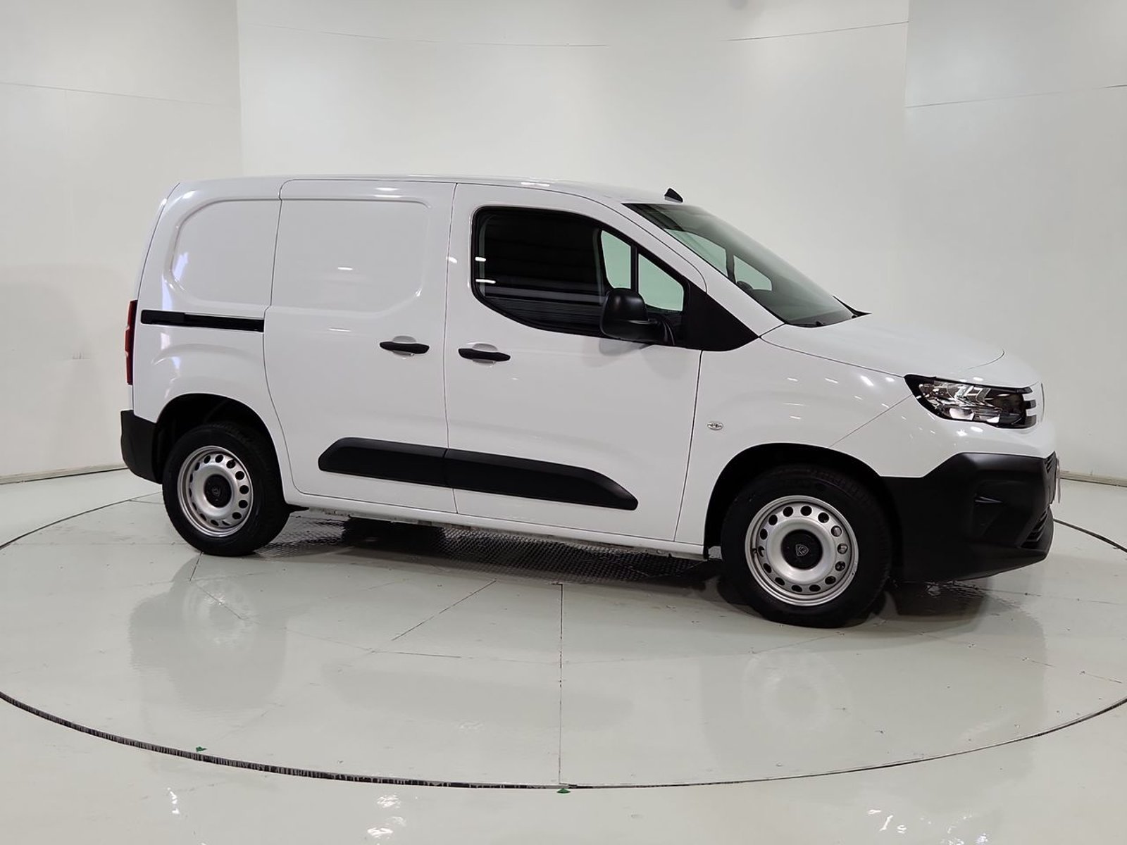 Peugeot PARTNER L1 1.5 2026 - Imagen 14 de 20