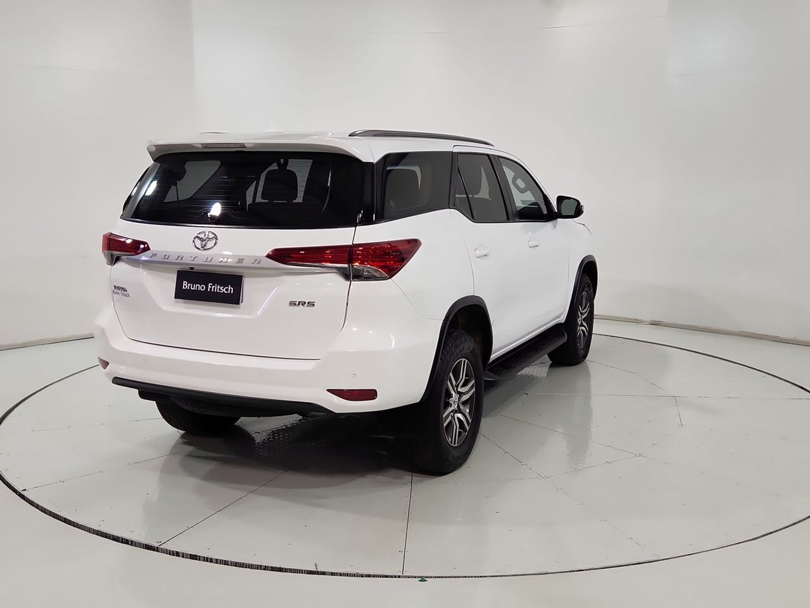 Toyota FORTUNER 2.7 2022 - Imagen 10 de 20
