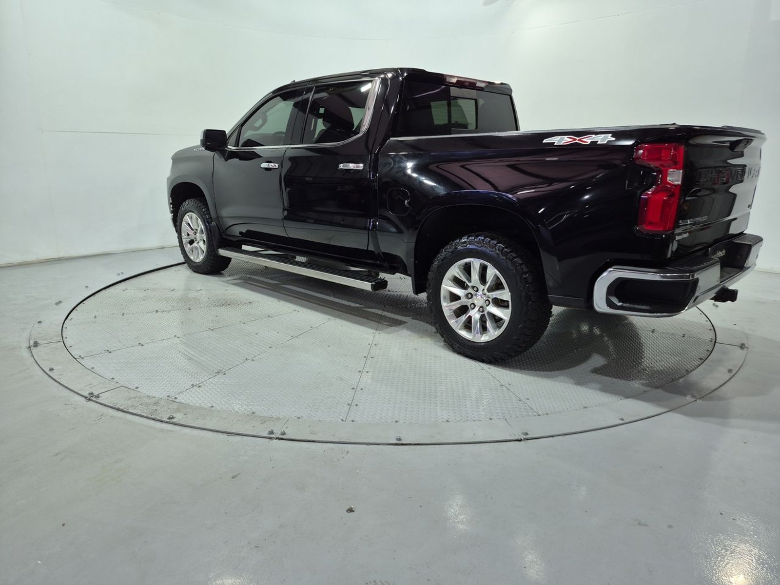 Chevrolet SILVERADO DCAB 4X4 SOHC 5.3 AUT 2020 - Imagen 5 de 20