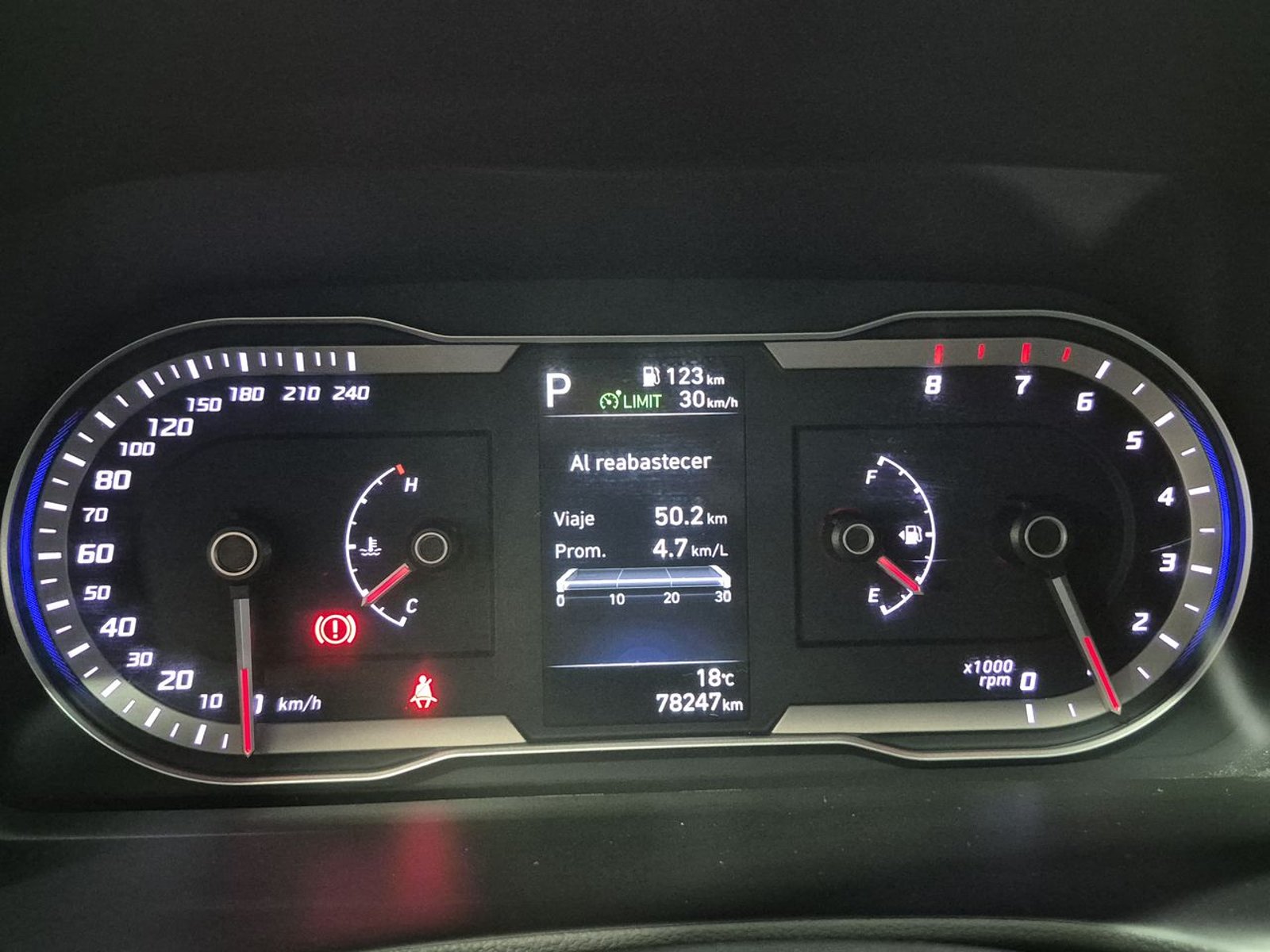 Hyundai TUCSON NX4 1.6 AUT 2022 - Imagen 20 de 20