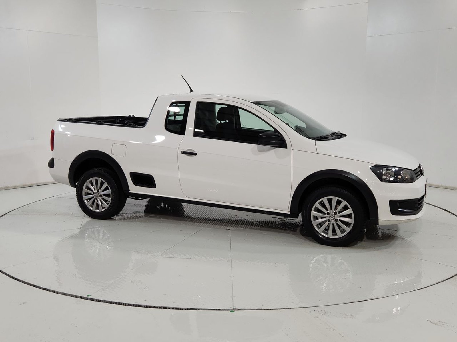 Volkswagen SAVEIRO CONFORT 1.6 2016 - Imagen 14 de 20