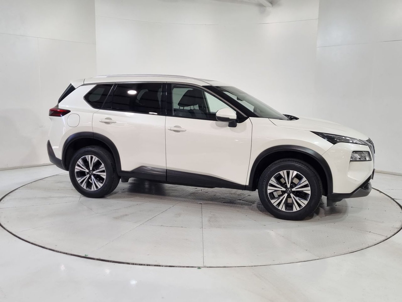 Nissan X-TRAIL X TRAIL 4X2 7P CVT 2.5 2023 - Imagen 14 de 20