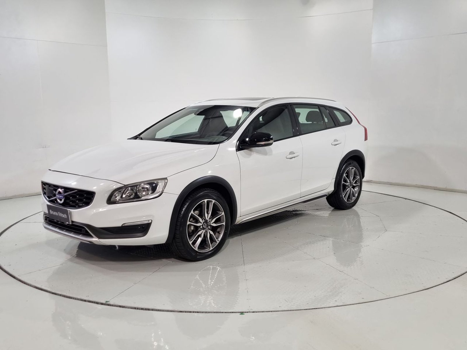 Volvo V60CC T5 AWD 2.5 2017 - Imagen 3 de 20