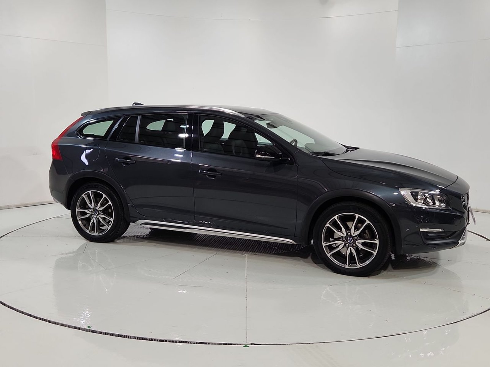 Volvo V60 CC T5 COMFORT AWD 2.5 2016 - Imagen 14 de 20
