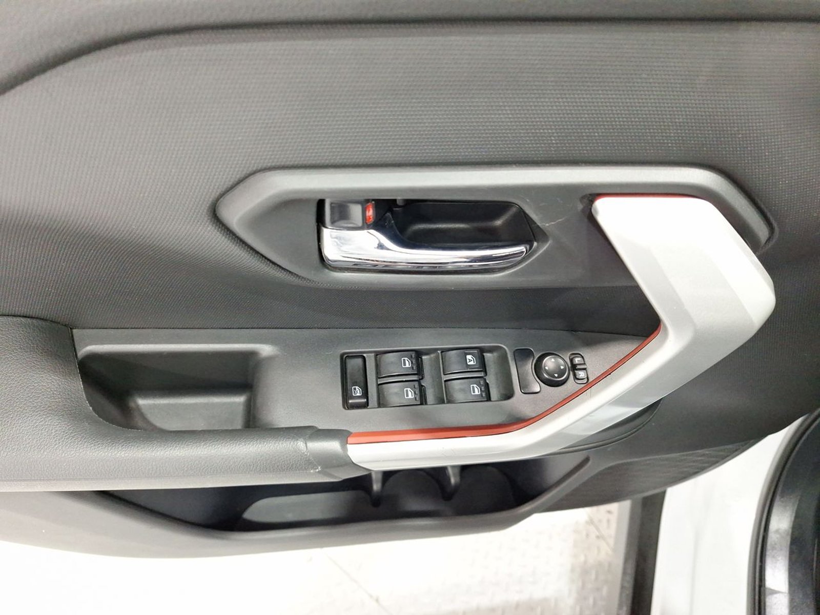Toyota RAIZE CVT 1.2 AUT 2023 - Imagen 16 de 20